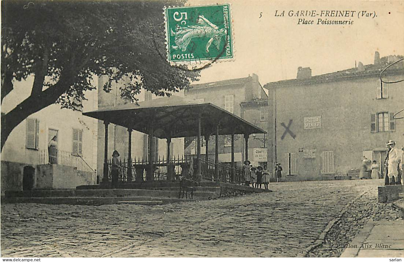 83  , LA GARDE FREINET , Place Poissonnerie , * 237 68 - La Garde Freinet