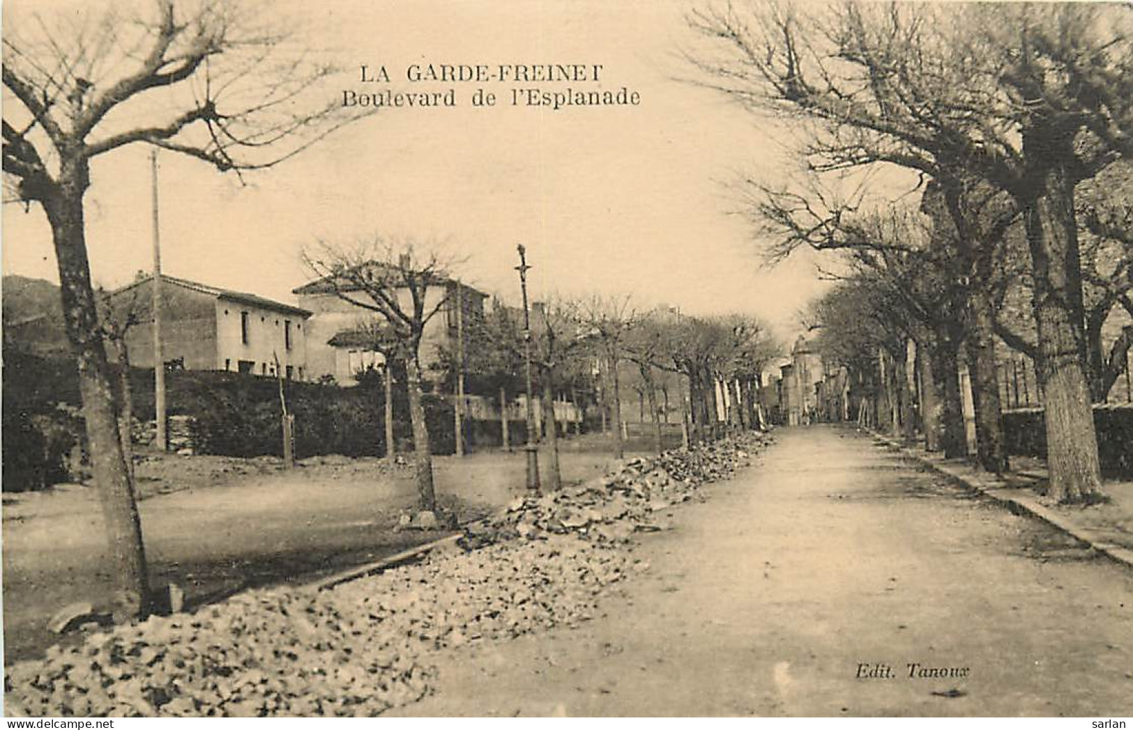83 , LA GARDE FREINET , Boulevard De L'Esplanade , * 251 79 - La Garde Freinet