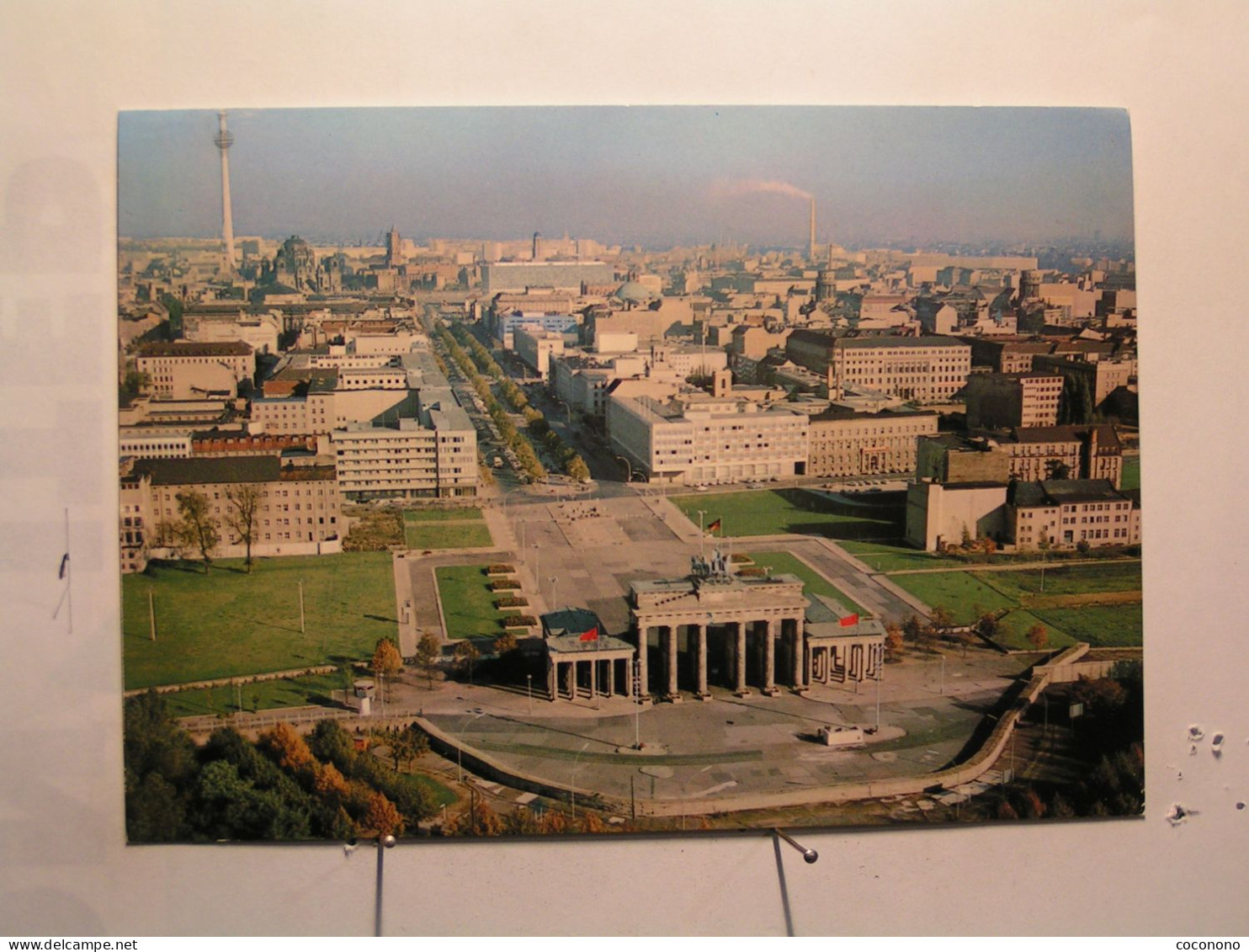 Berlin - Blick Auf Brandenburger Tor Und " Unter Den Linden " - Brandenburger Door