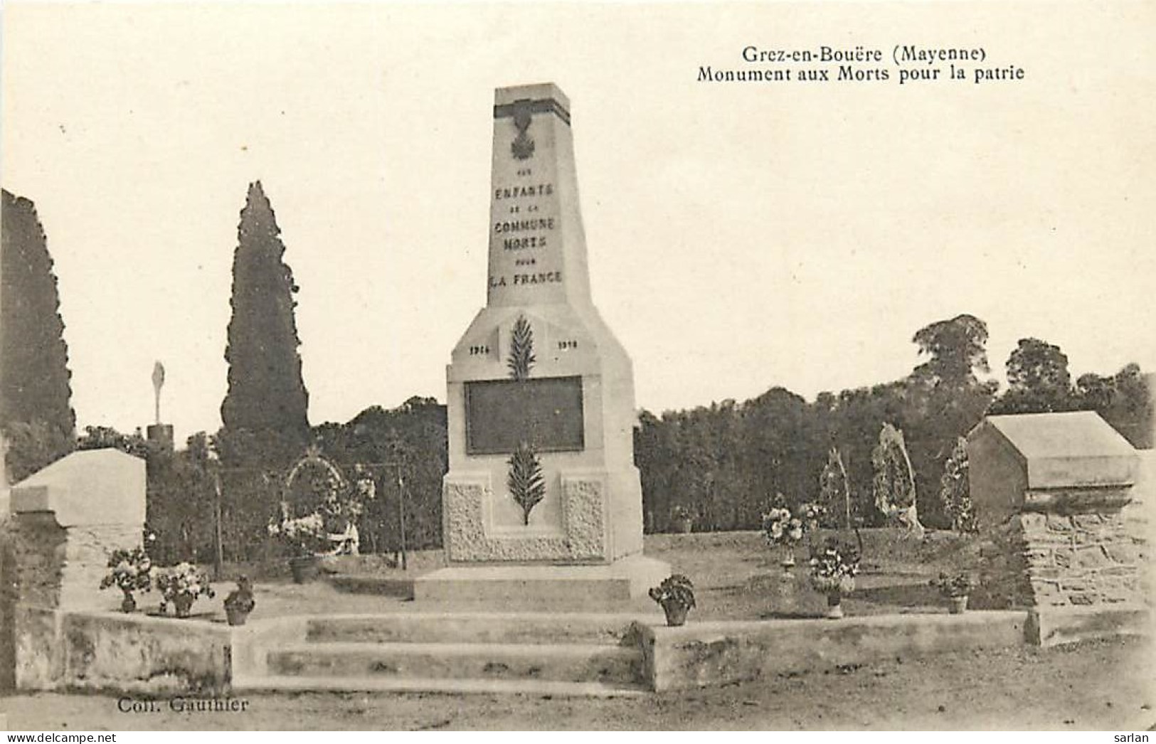 53 , GREZ EN BOUERE , Monument Aux Morts ( Sans L'entourage D'obus ) , * 269 85 - Crez En Bouere