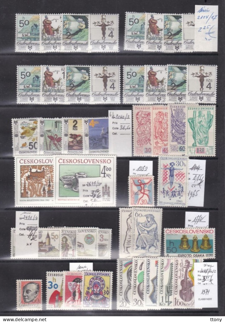 Lot  Timbres Tchécoslovaquie  Ceskoslovensko 900 Timbres Environs ! Dont 700  Oblitérés :en Neufs ** Paires  Blocs  Ect - Collections, Lots & Séries