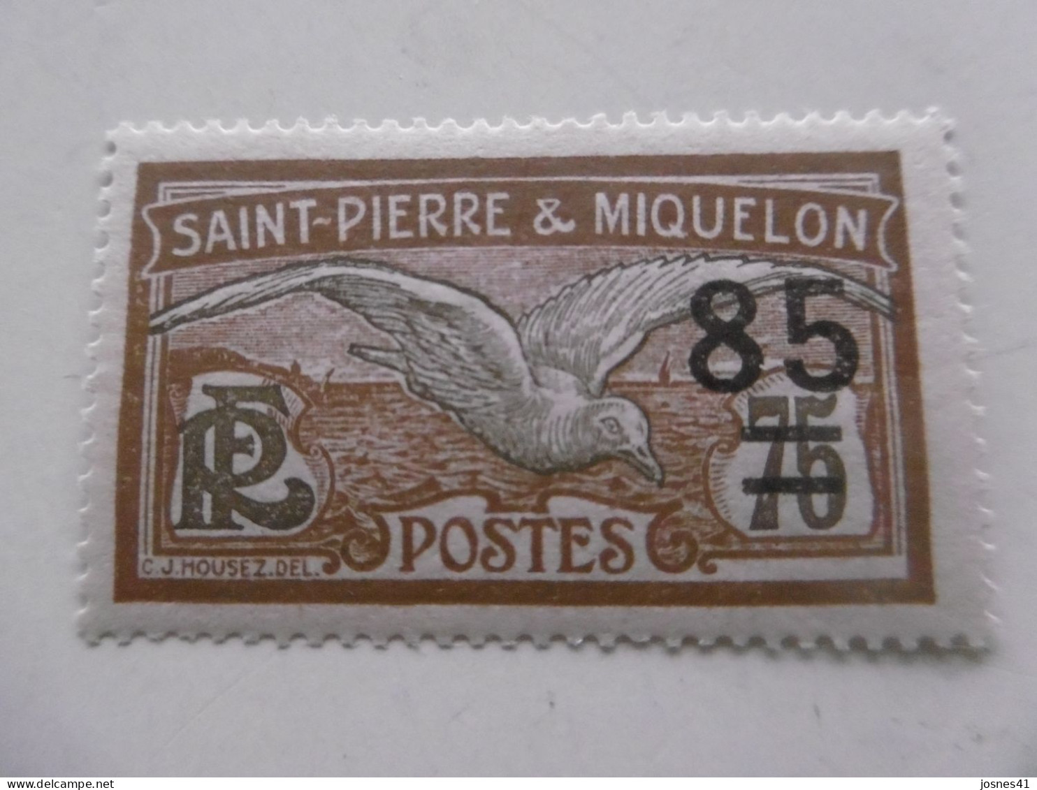 S P M   P 122 * *   OISEAU - Unused Stamps
