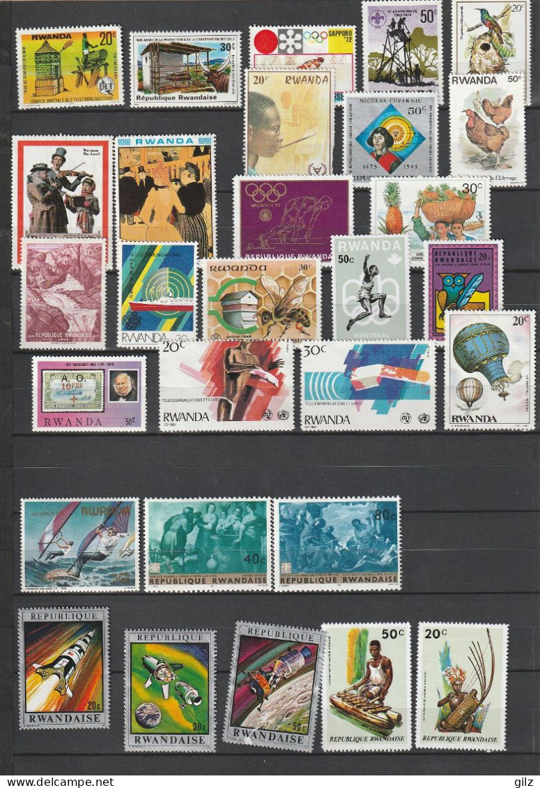 Rwanda Lot De 130 Timbres Thème Divers Neuf** - Collections (sans Albums)