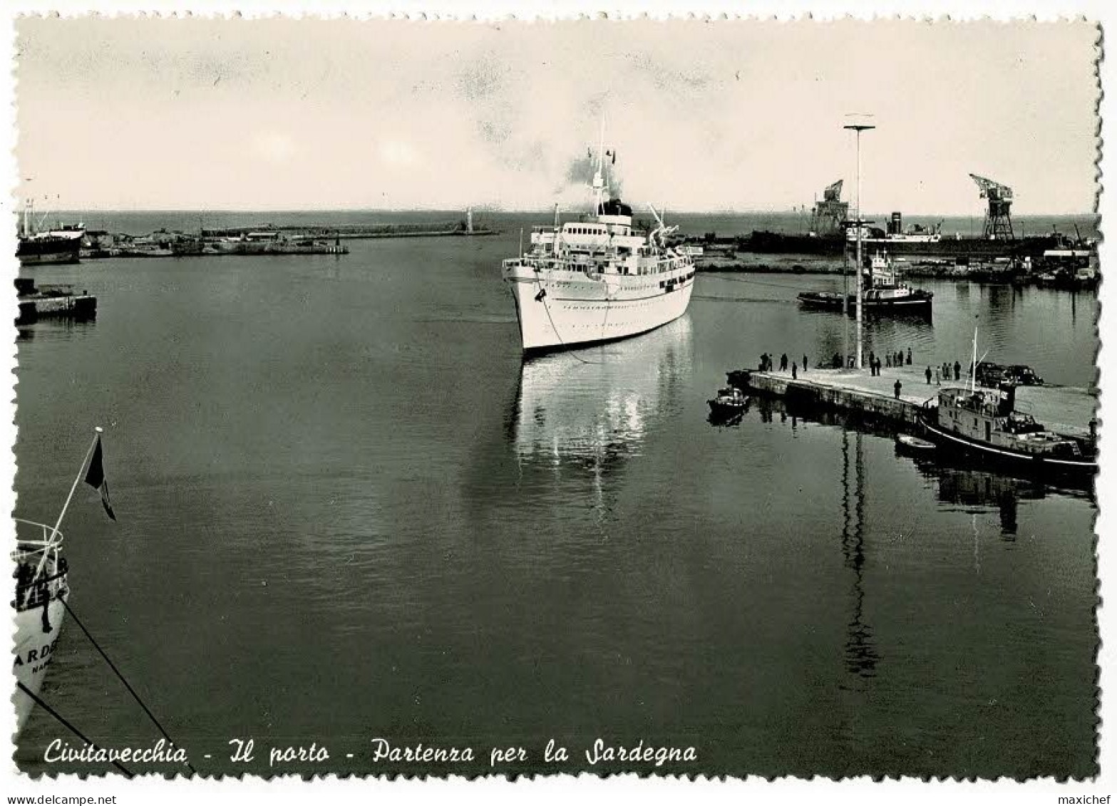 Civitavecchia - Il Porto - Partenza Per La Sardegna (manoeuvre Paquebot Calabria Et Remorqueur) Pas Circulé, 1955 - Civitavecchia