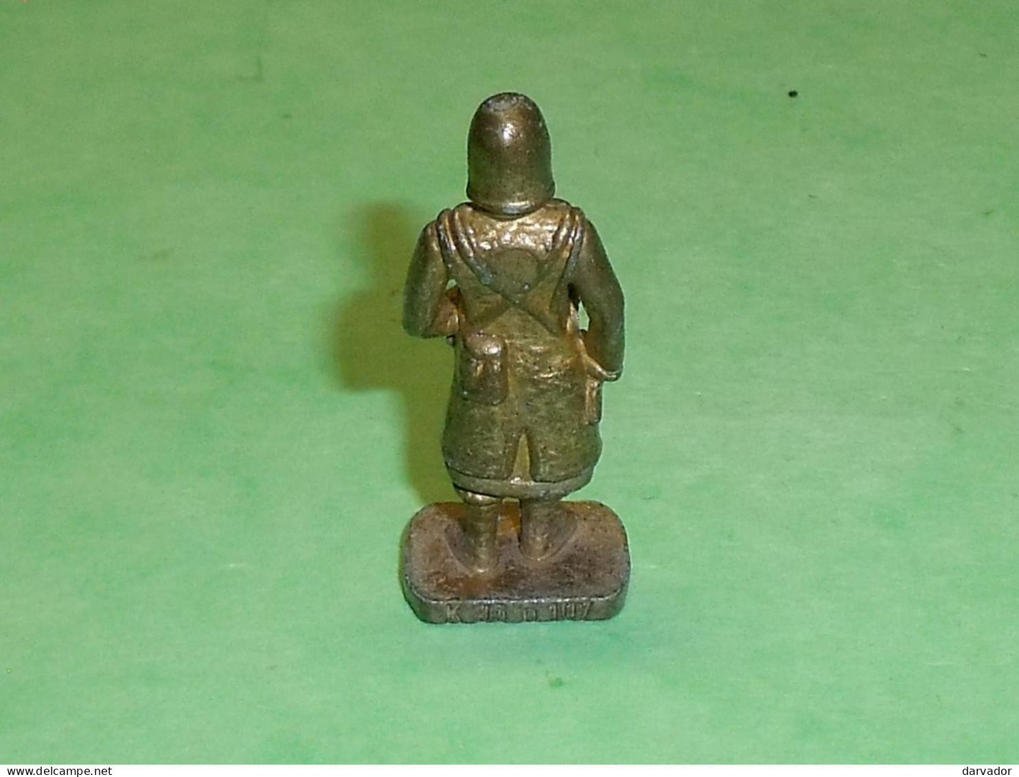 Kinder / Figurines En Métal : Hun 1G    TB116C - Metal Figurines