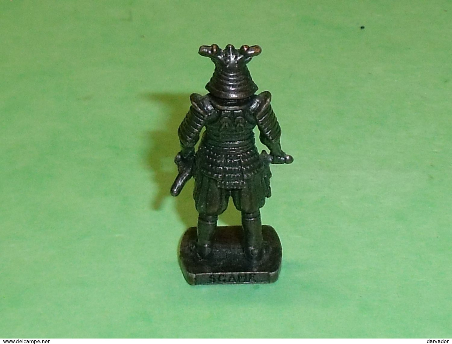Kinder / Figurines En Métal : Samurai 2       TB116E - Metalen Beeldjes