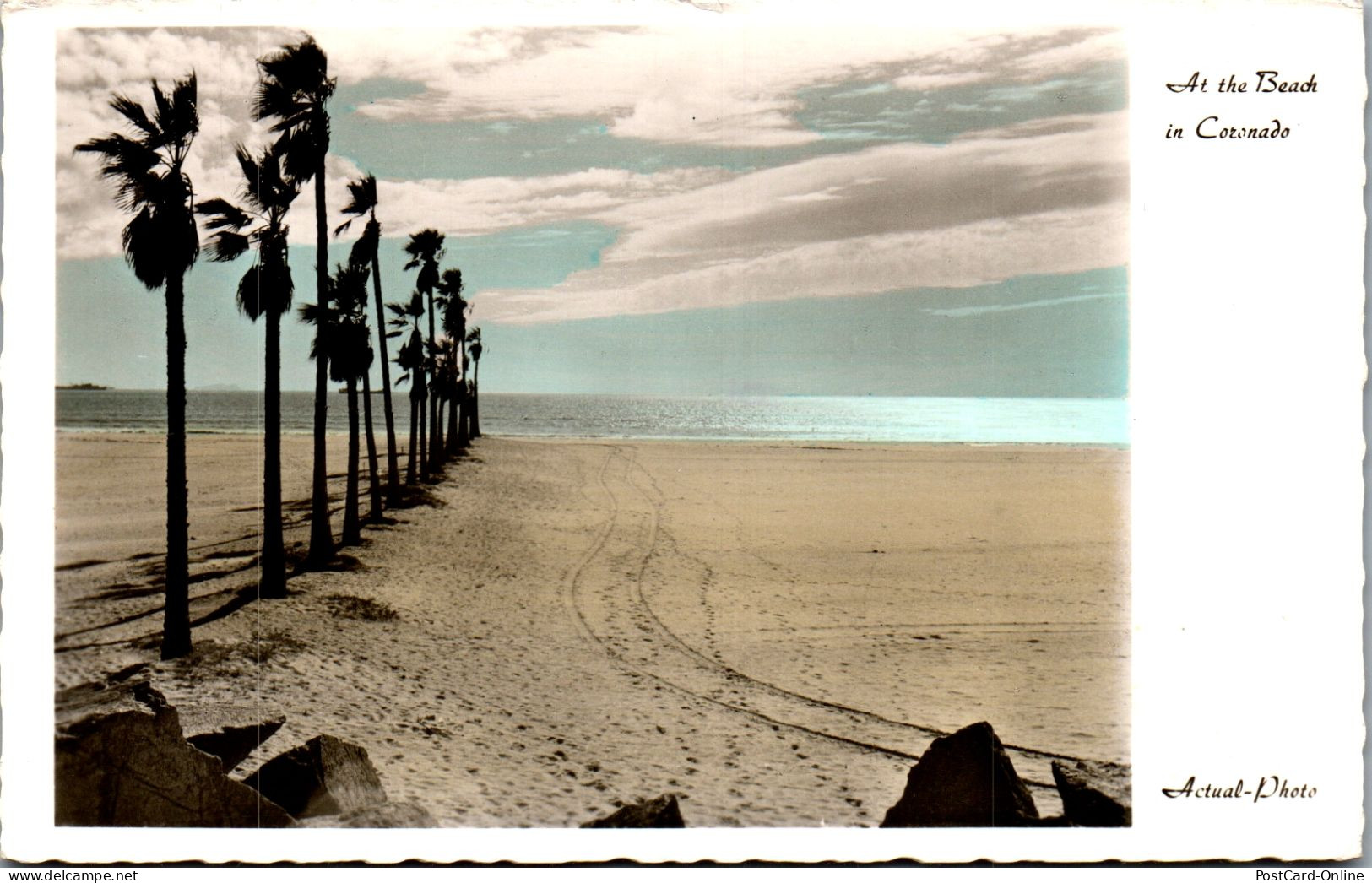 48506 - USA - Coronado , At The Beach In Coronado , California - Gelaufen 1971 - San Diego