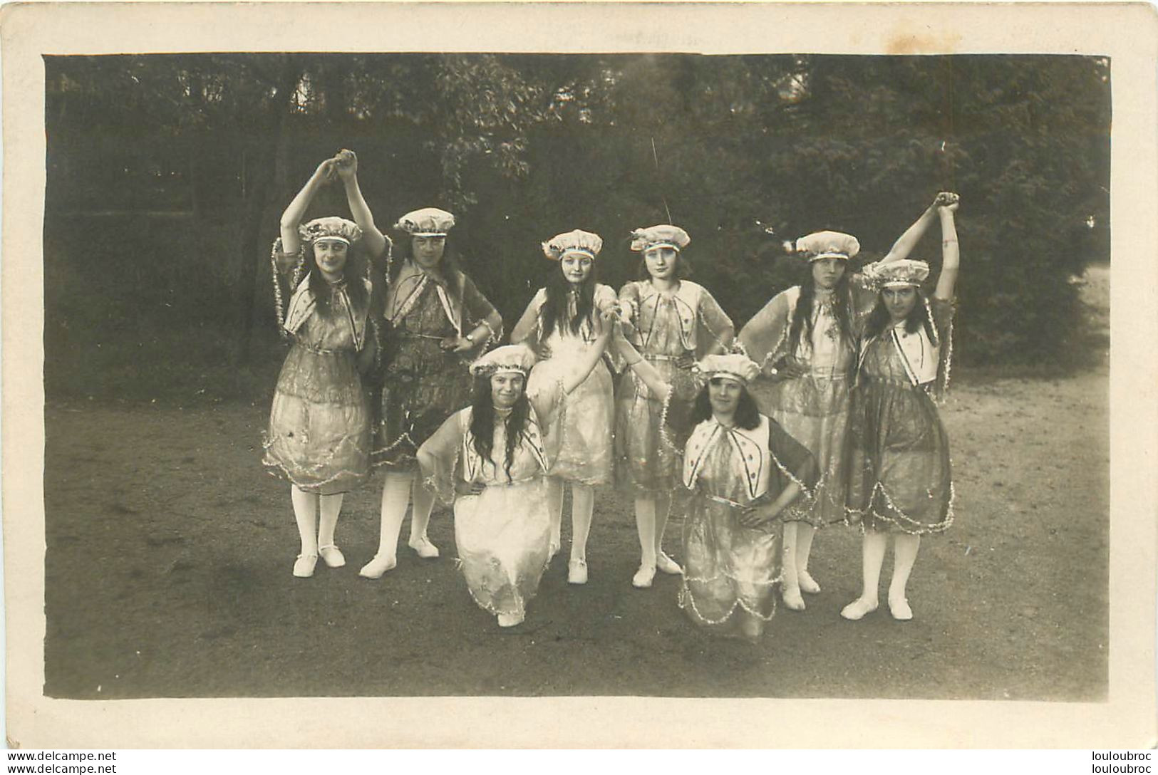 CARTE PHOTO REPRESENTATION D'UNE TROUPE NON IDENTIFIEE R7 - To Identify