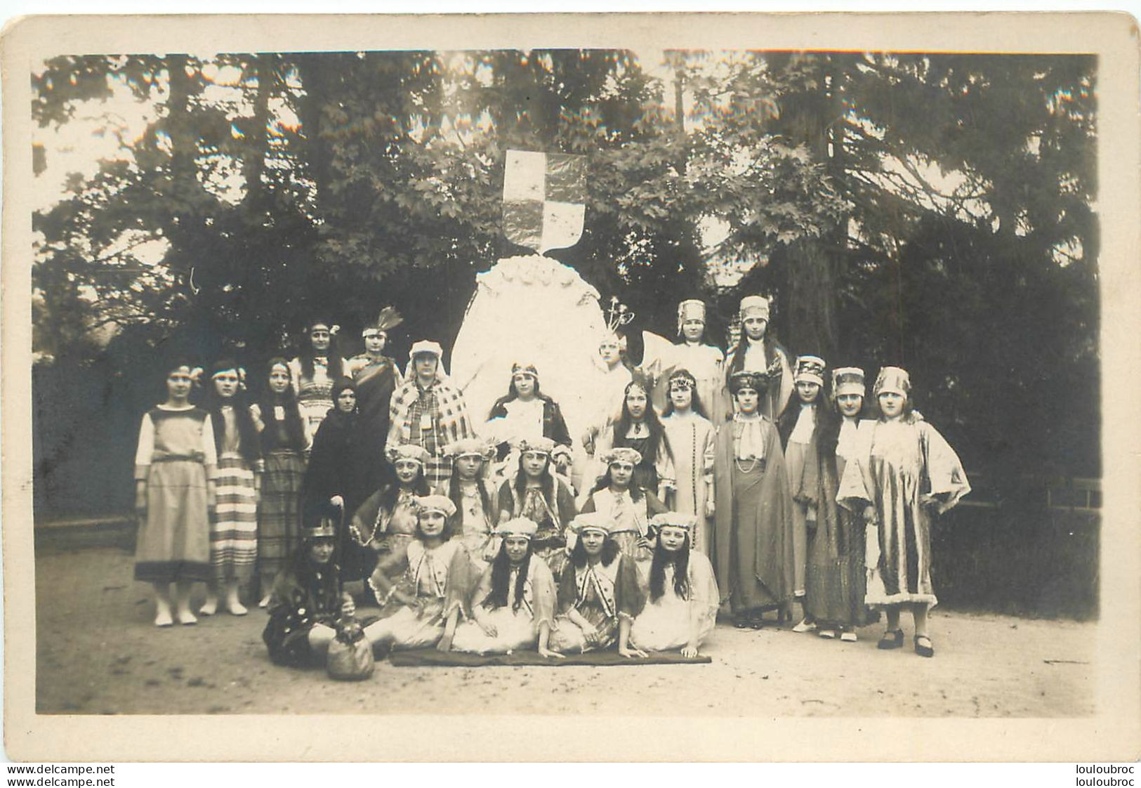 CARTE PHOTO REPRESENTATION D'UNE TROUPE NON IDENTIFIEE R2 - Te Identificeren