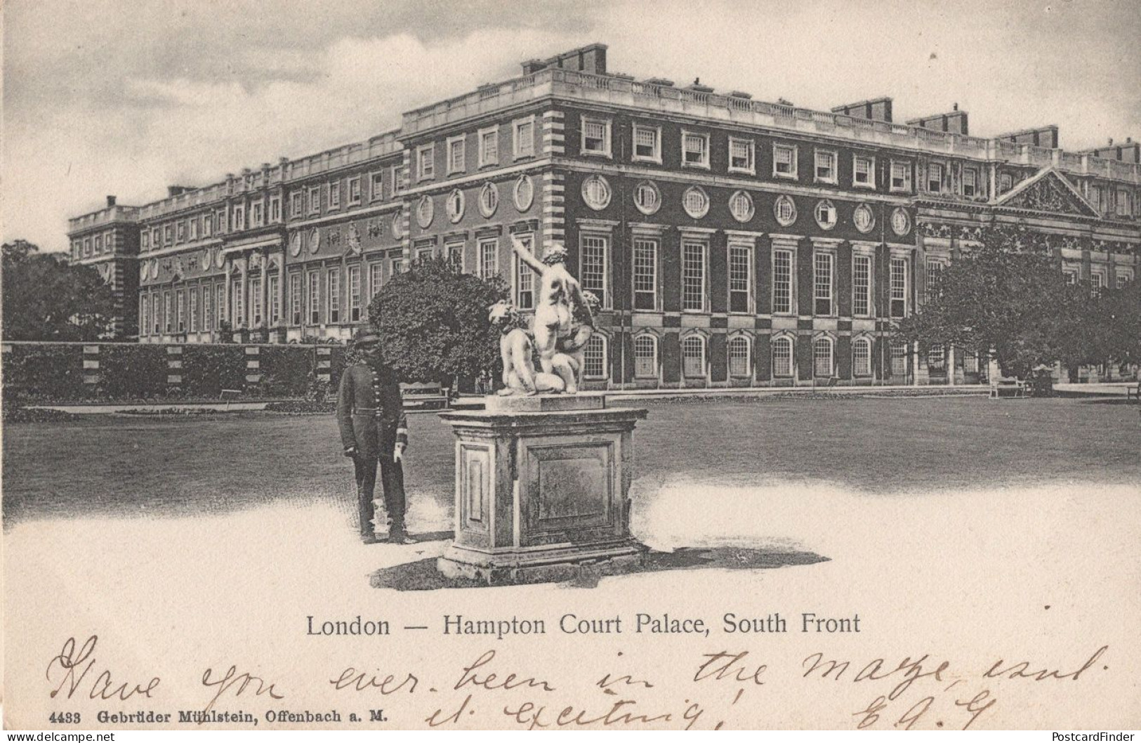 London Hampton Court Palace Policeman Sent By Police ? Old Postcard - Police - Gendarmerie