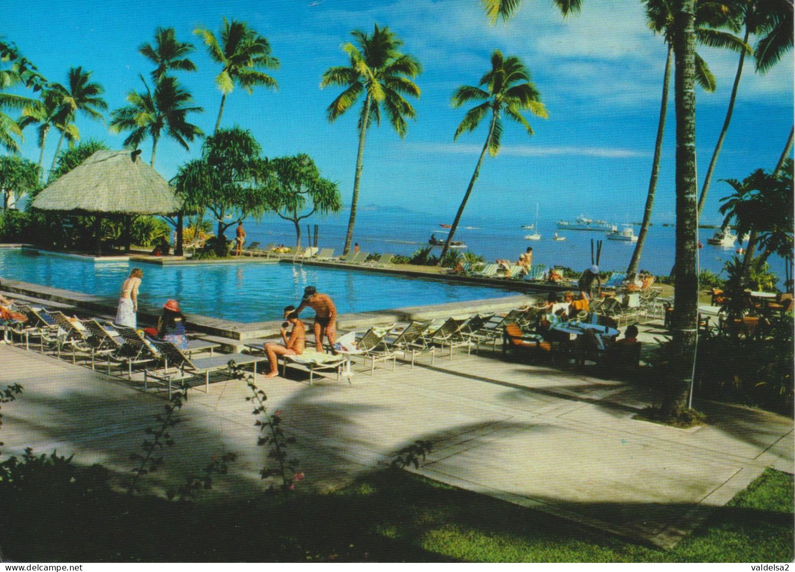 OCEANIA - ISOLE FIGI /  FIJI - SWIMMING POOL  AND BAY AT THE REGENT OF FIJI HOTEL - NADI - PISCINA - 1989 - Fiji