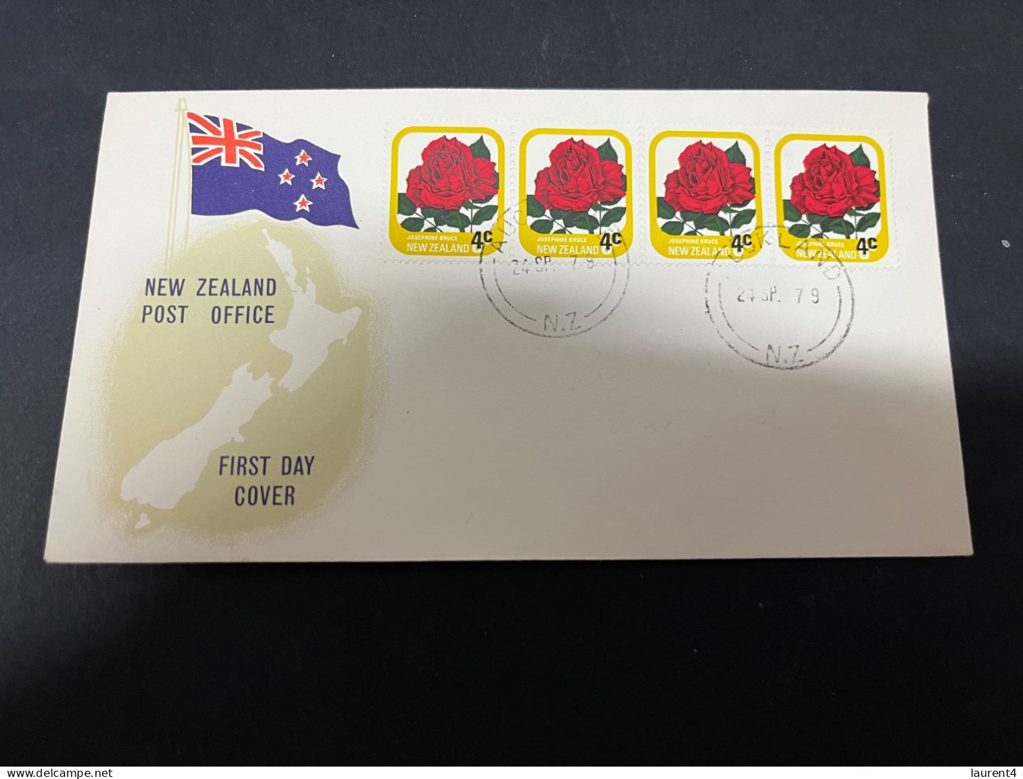 27-12-2023 (3 W 5) New Zealand FDC - 1979 - Roses Flower Bloc Of 4 (over-print) - FDC