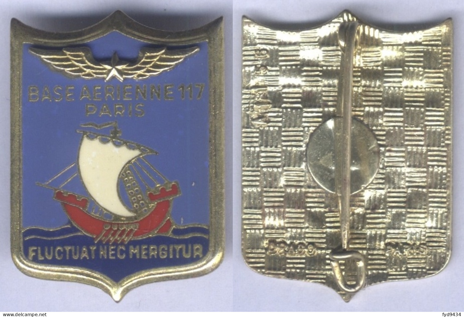 Insigne De La Base Aérienne 117 - Paris - Fuerzas Aéreas