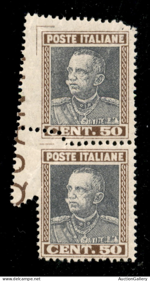 Regno - Vittorio Emanuele III - 1927 - Effigie Coppia Verticale 50 Cent Con Dentellatura Obliqua Dovuta A Piega Di Carta - Other & Unclassified