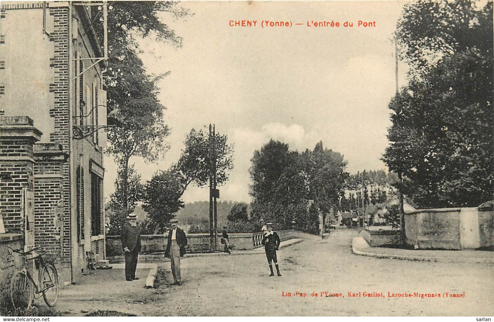 89 , CHENY , Entrée Du Pont ,  * 300 36 - Cheny