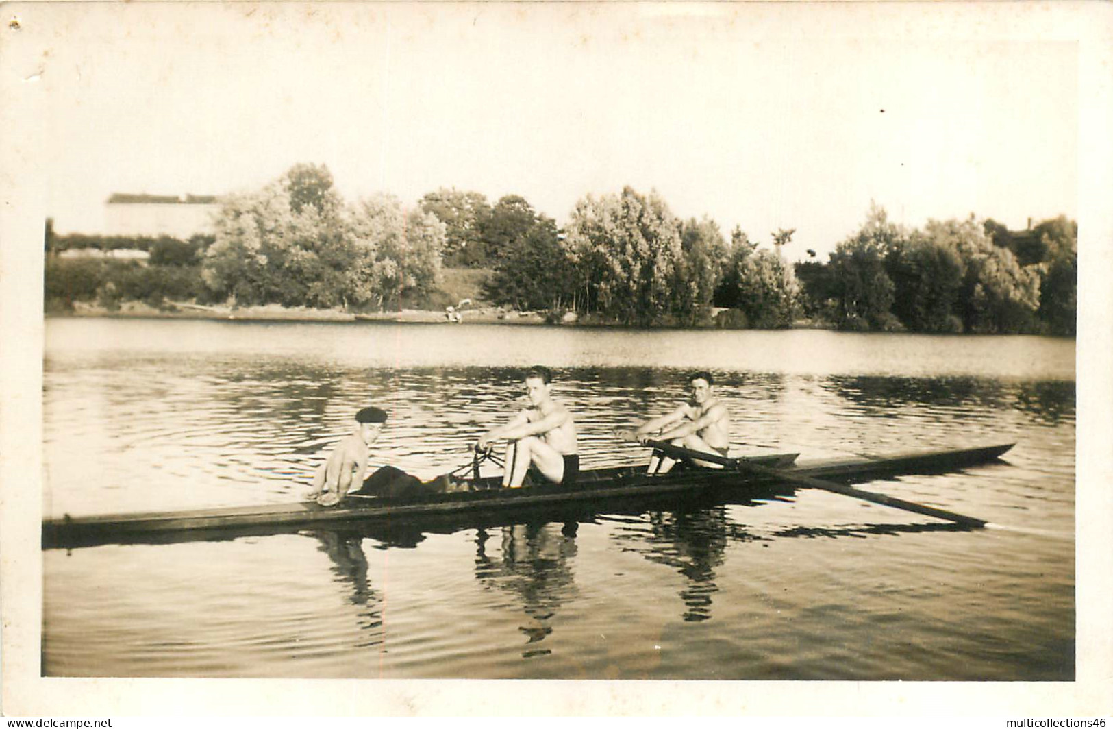 271223 - CARTE PHOTO SPORT Aviron De Rivière équipage 2 Canotiers - Rudersport