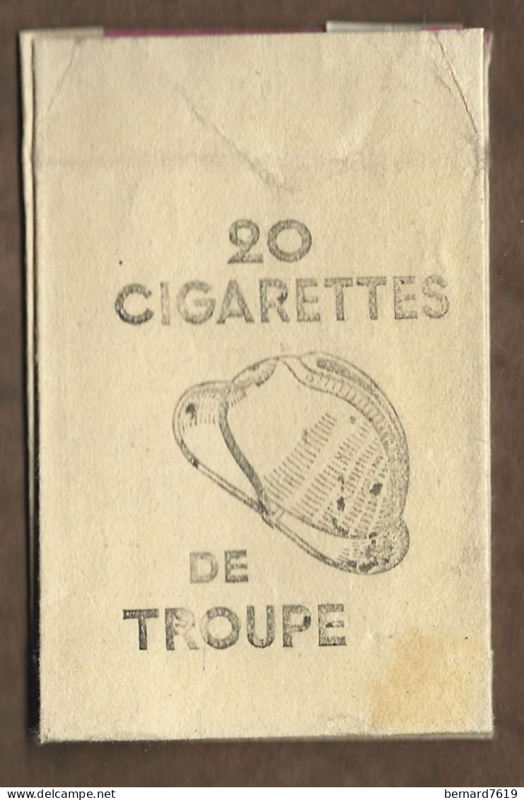 Etui Cigarettes    - 20 Cigarettes De Troupe  - Militaire - Etuis à Cigarettes Vides