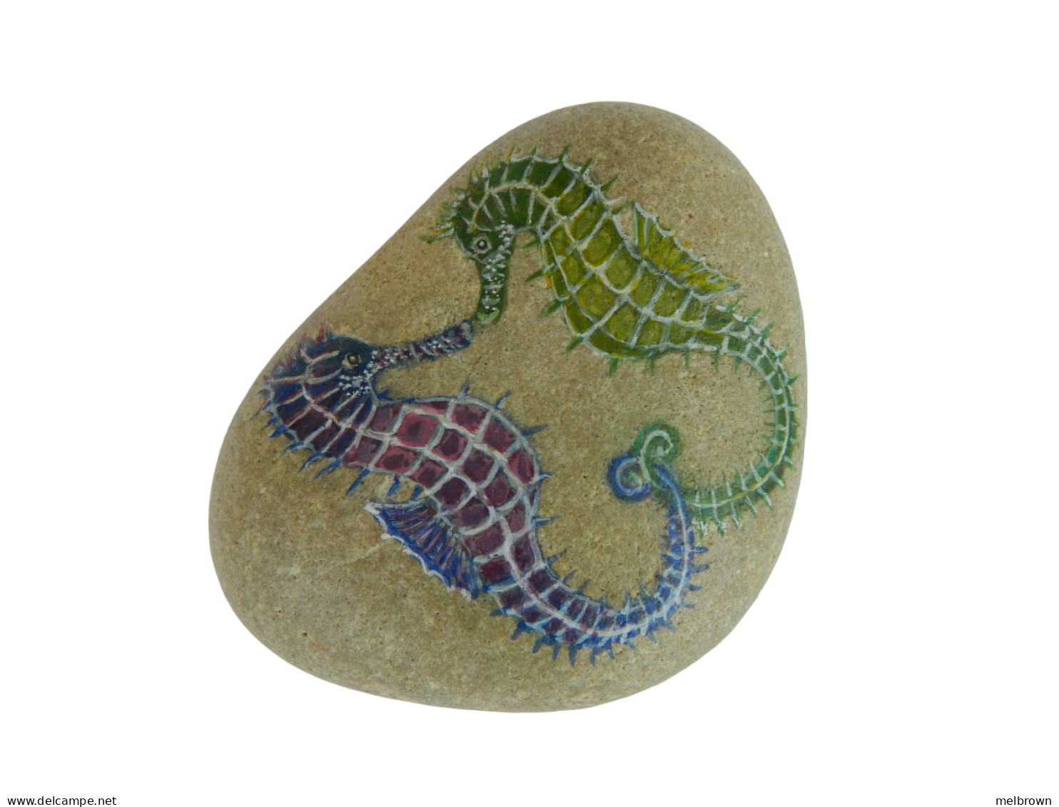 Seahorses Hand Painted On A Heart-Shaped Beach Stone Paperweight - Dieren