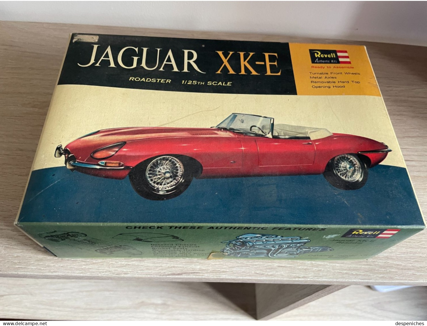 Maquette NEUVE Jaguar Type E XK-E Coupé Revell 1/25e, Intérieur Sous Blister - Voitures