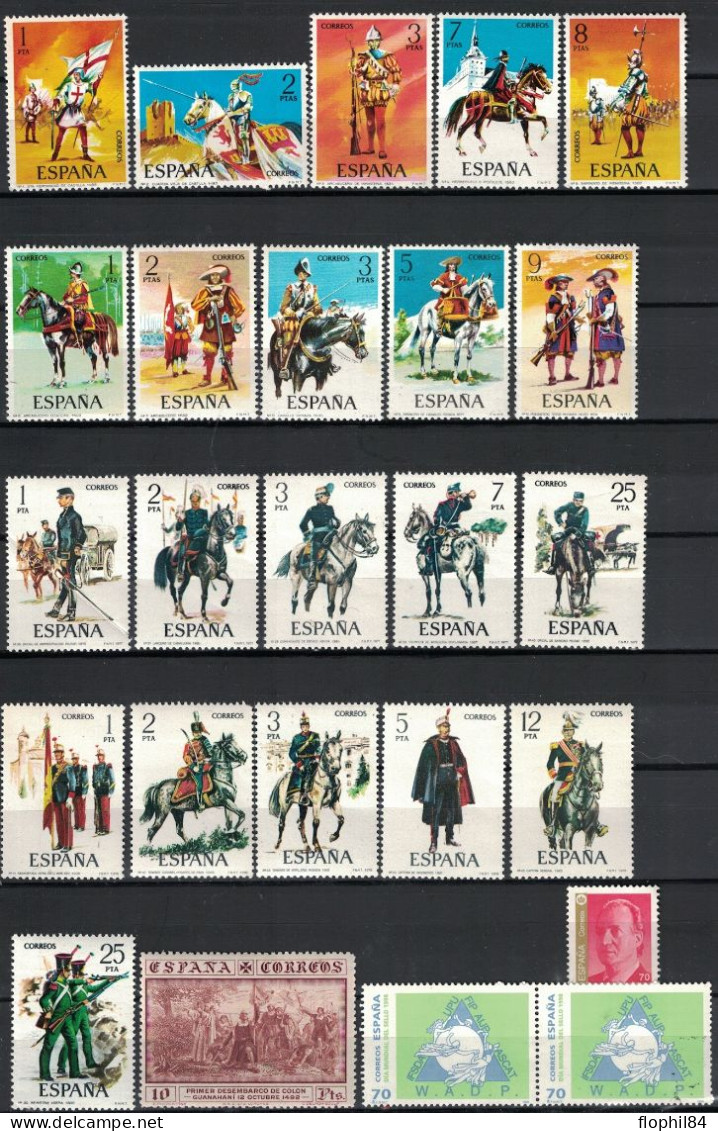 ESPAGNE - ENSEMBLE DE 25 TIMBRES NEUFS SANS TRACE DE CHARNIERE. - Collections