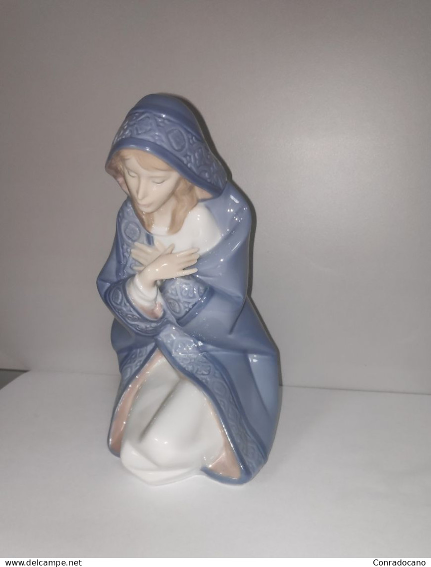 01005477 VIRGEN MARIA BELEN II. FIGURA PORCELANA LLADRÓ ¡¡MUY BUEN PRECIO!! - Lladro (ESP)