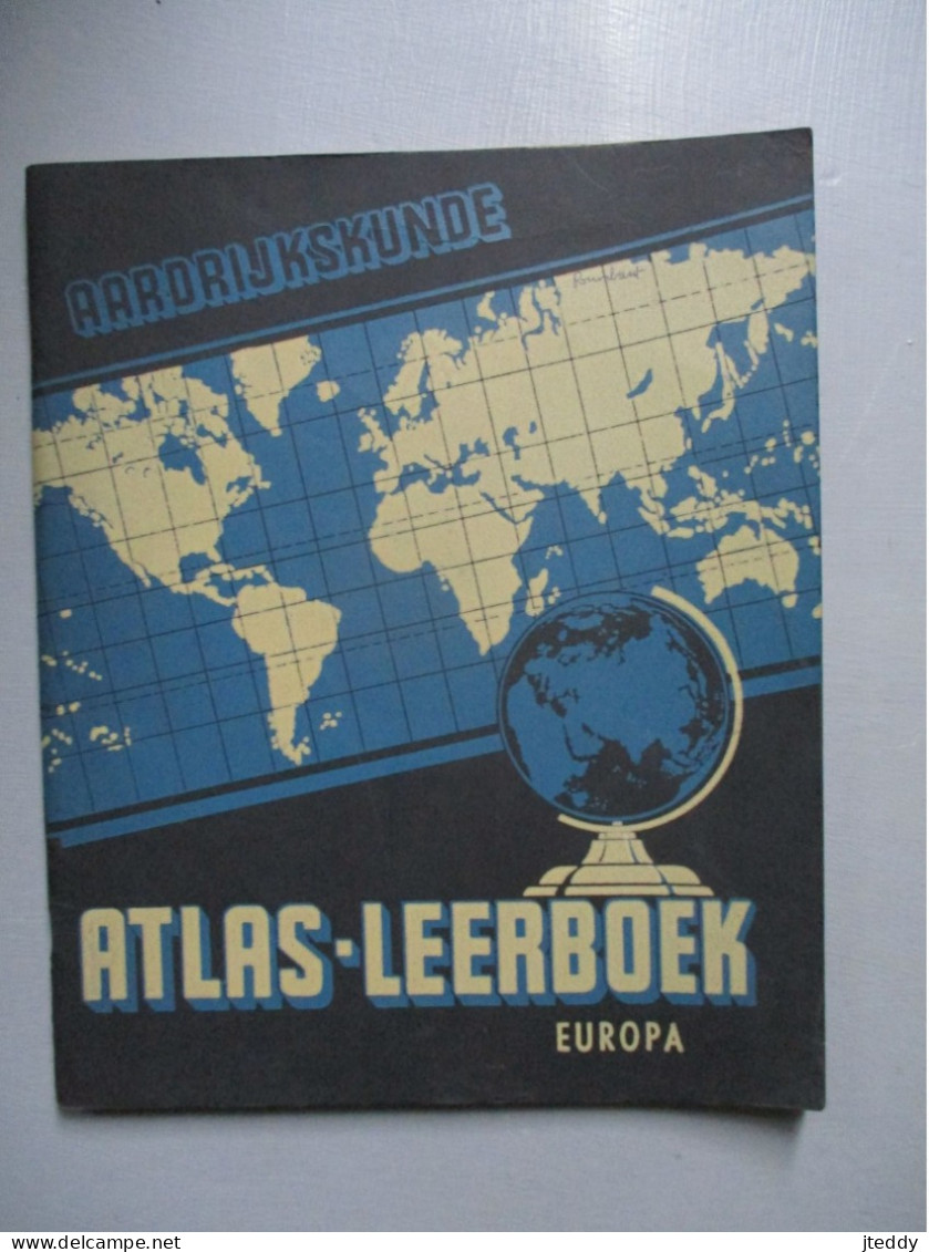 OUD  Boek  Aardrijkskunde   ATLAS  ---LEERBOEK  Europa - Schulbücher