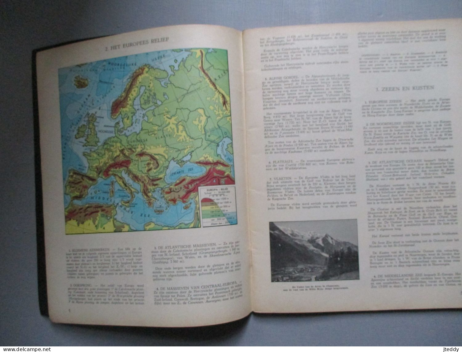 OUD  Boek  Aardrijkskunde   ATLAS  ---LEERBOEK  Europa - School