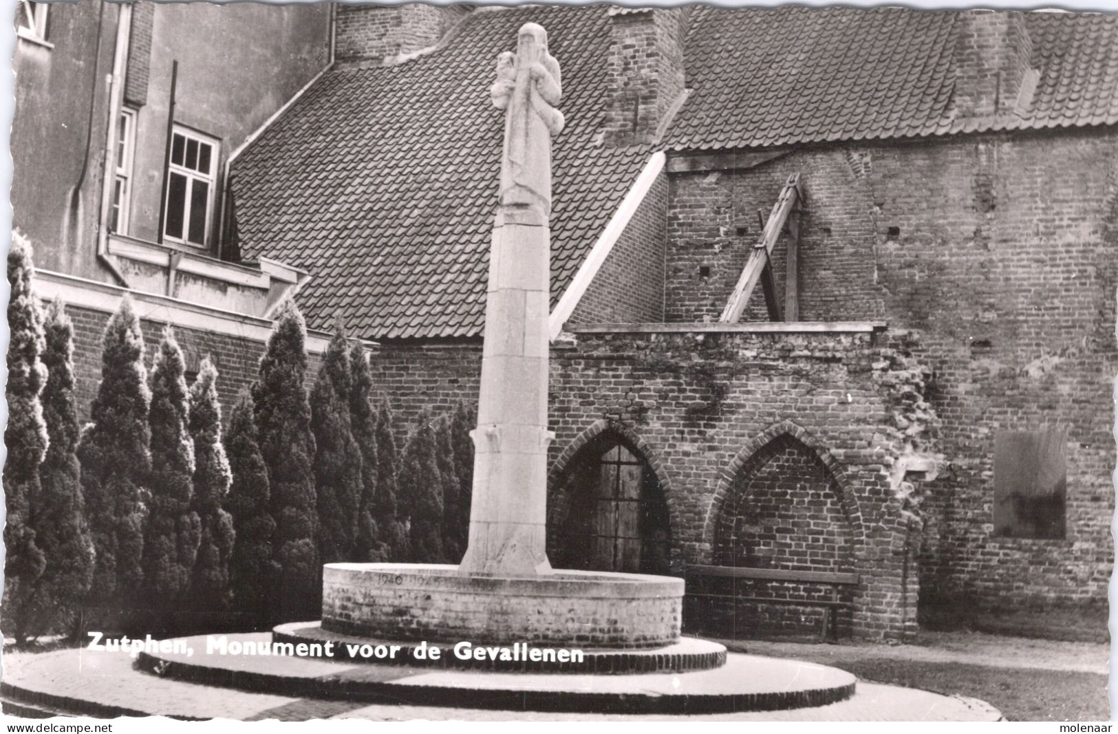 Postkaarten > Europa > Nederland > Gelderland > ZutphenI Monument Voor Gevallenen  Ongebruikt (13560) - Zutphen