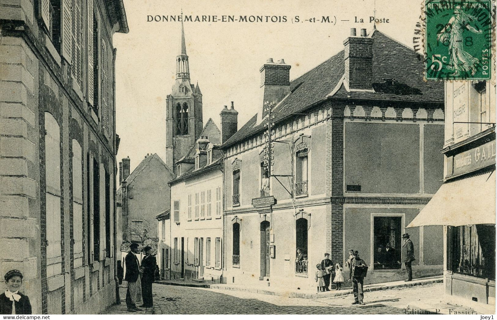 Cpa Donnemarie En Montois, La Poste - Donnemarie Dontilly