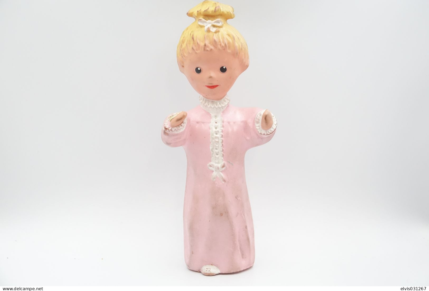 PIEPER POUET SQUEAKY: UNKNOWN KID GIRL - L=19 - Rubber - Vinyl -1950's - Schtroumpfs