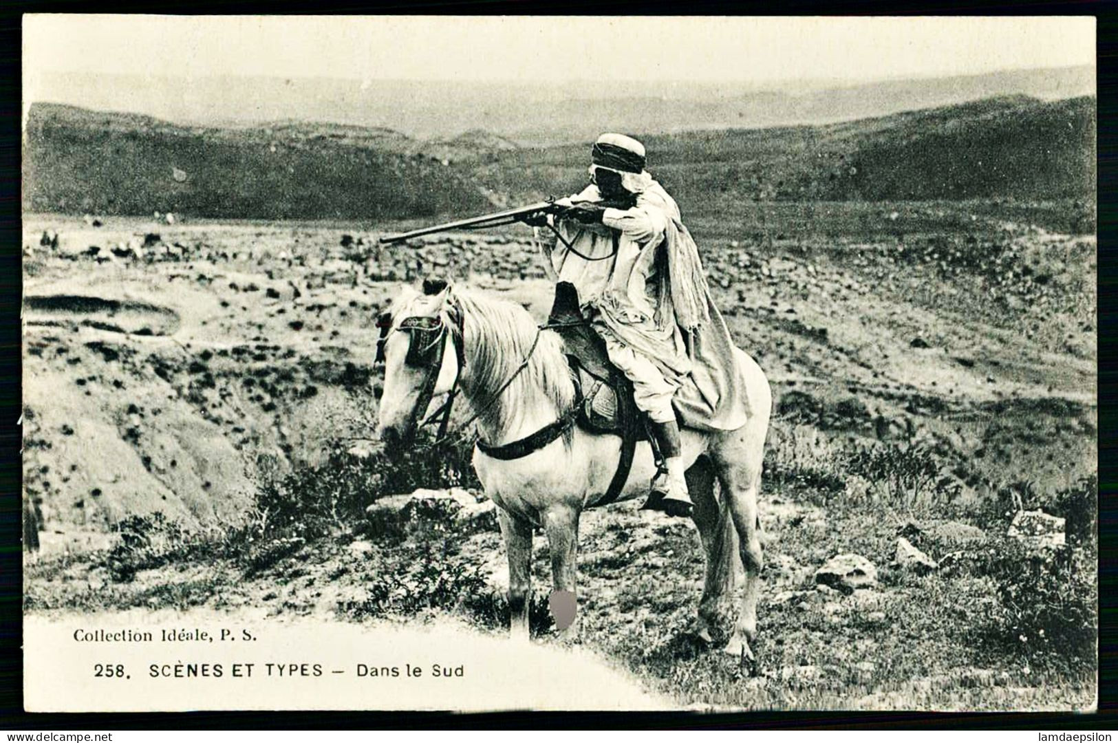 A65  ALGERIE CPA  SCENES ET TYPES - DANS LE SUD - Collezioni E Lotti