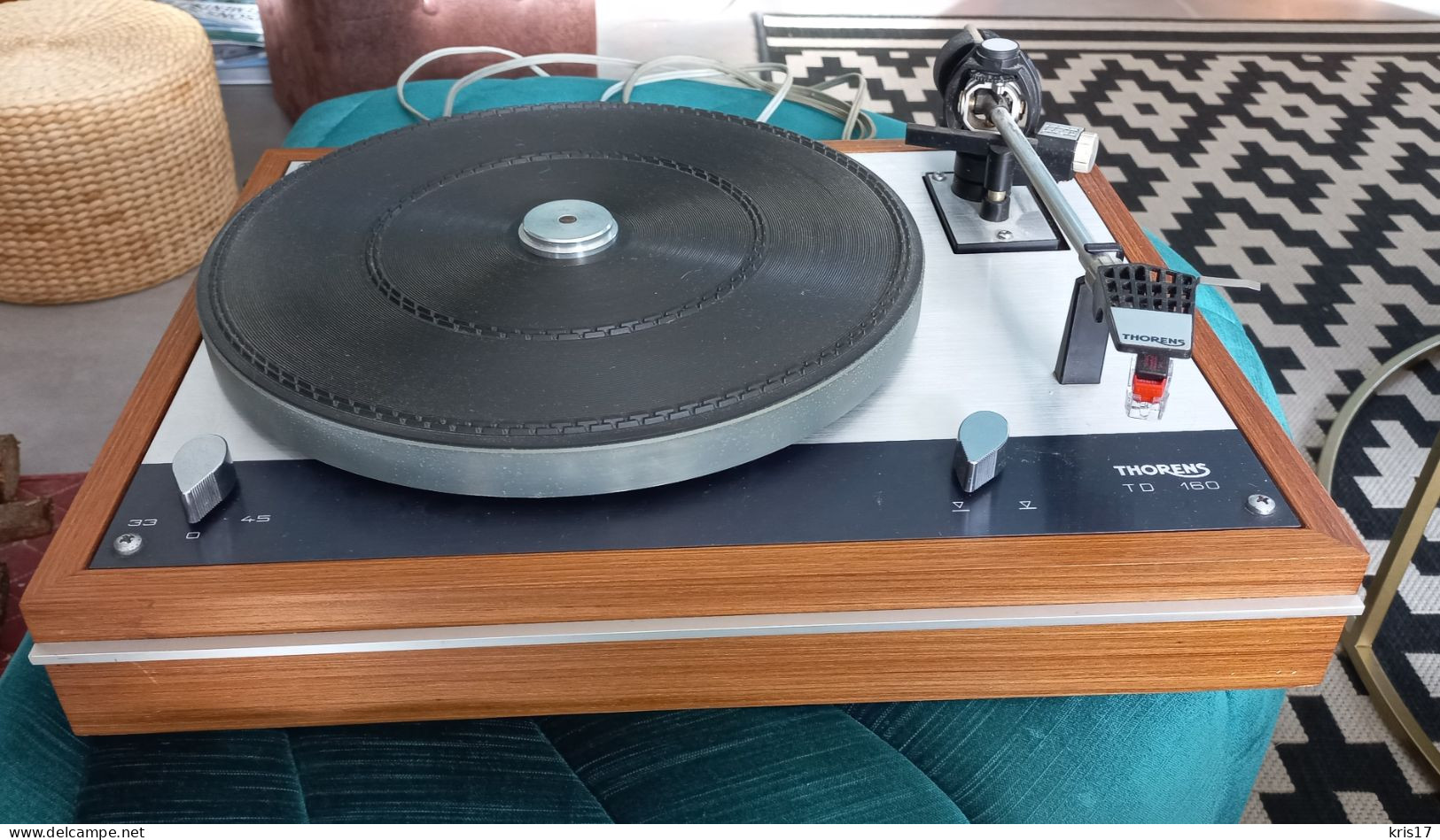 (MU)(CZ) Platine Tourne Disque THORENS TD160  (Musique, HIFI) - Objets Dérivés