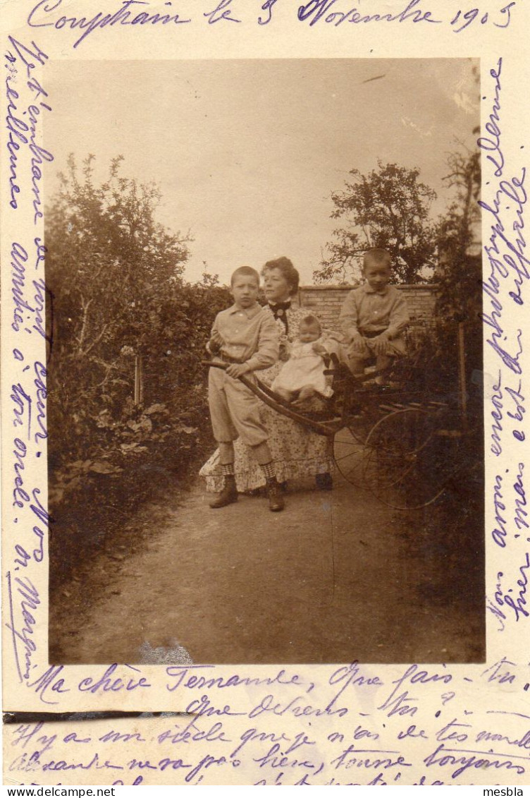 Carte - Photo -  COUPTRAIN  (53)   Enfants Sur Une Charrette - Novembre 1903 Ou 1909 - Couptrain