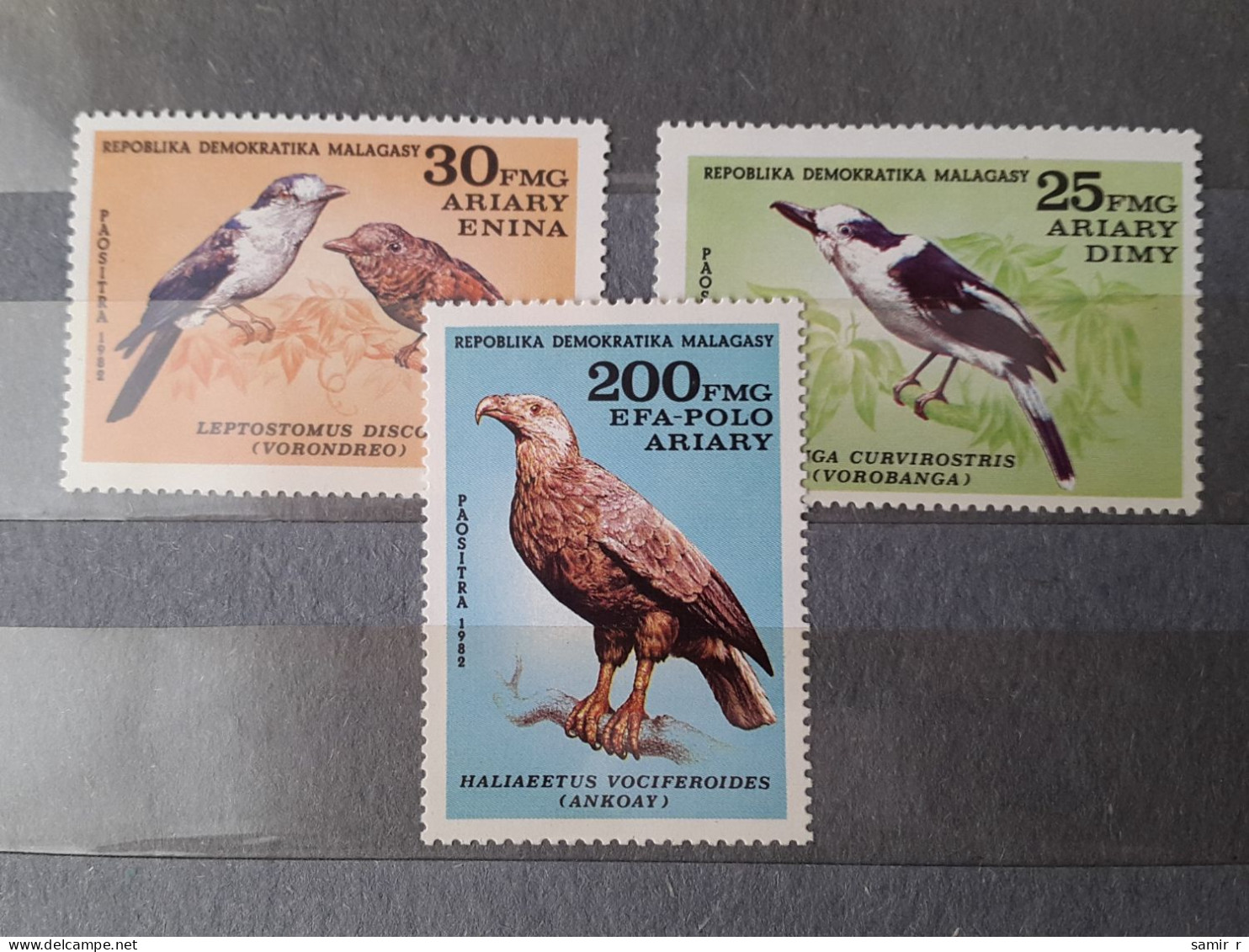 Malagasy	Birds (F76) - Malaysia (1964-...)