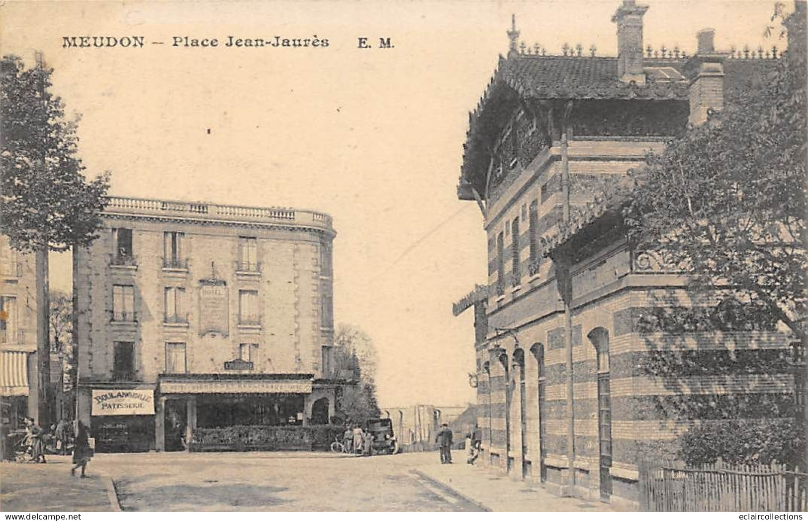 Meudon         92          Place Jean-Jaurès  Hôtel.  (voir Scan) - Meudon