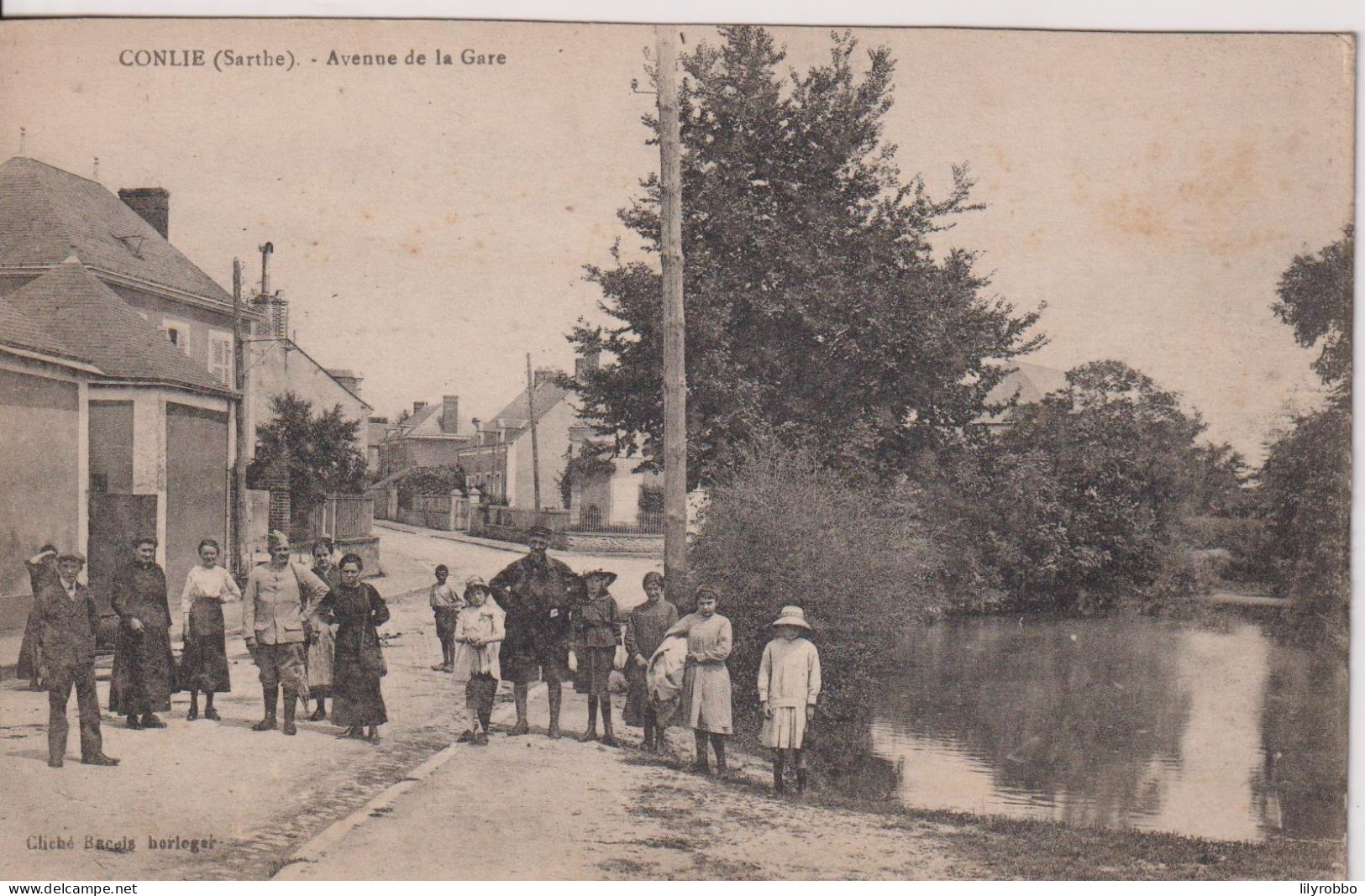 FRANCE - CONLIE. Avenue De La Gare - Conlie