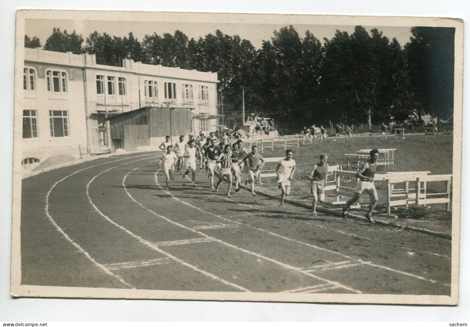 ATHLETISME CARTE PHOTO  Une Course Coureurs Tour De Piste 1930  D18 2022  - Athlétisme