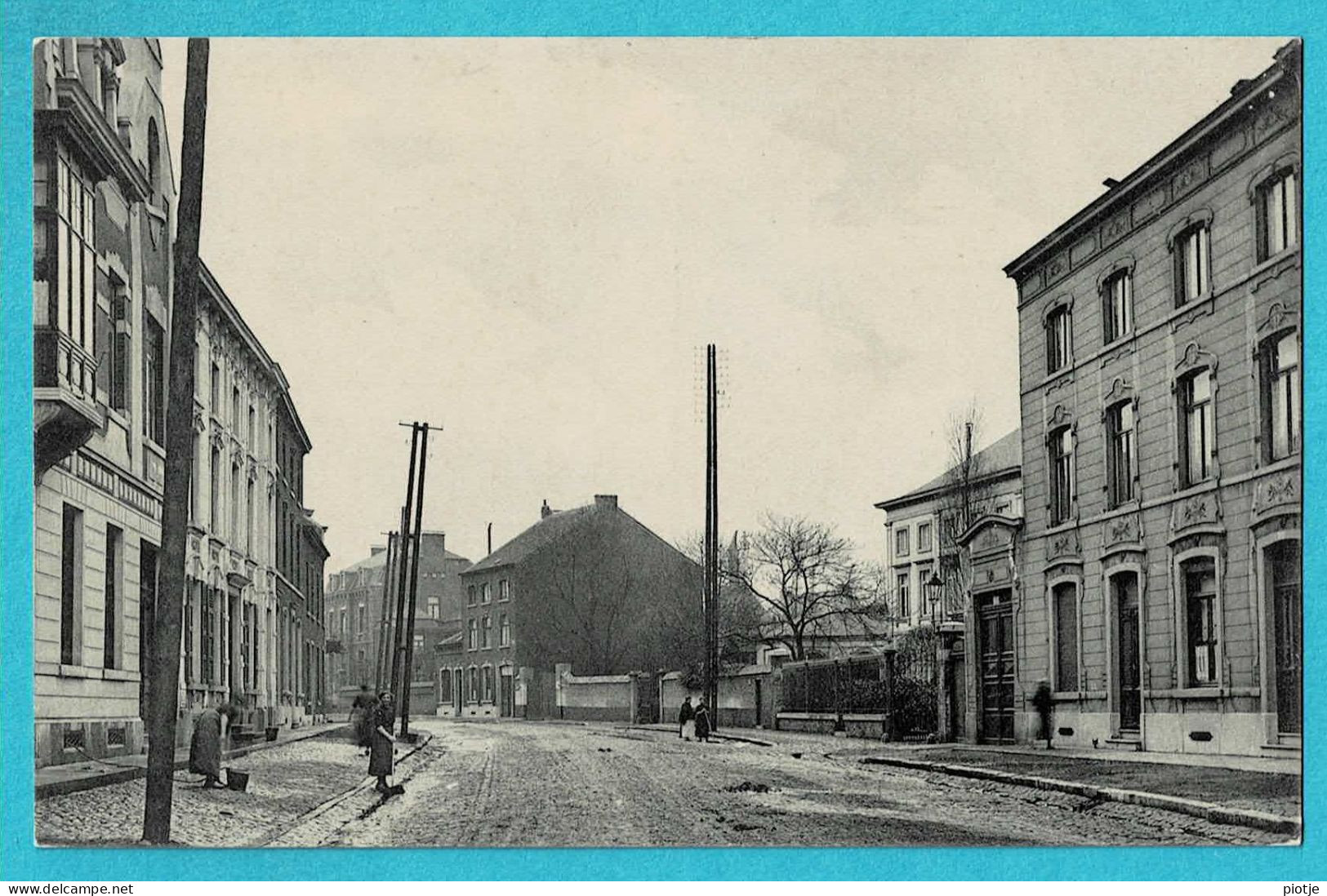 * Chatelet (Hainaut - La Wallonie) * (Marie José - Imp Pap V. Royer - Delvaux) Rue De Couillet, Animée, Unique, TOP - Châtelet