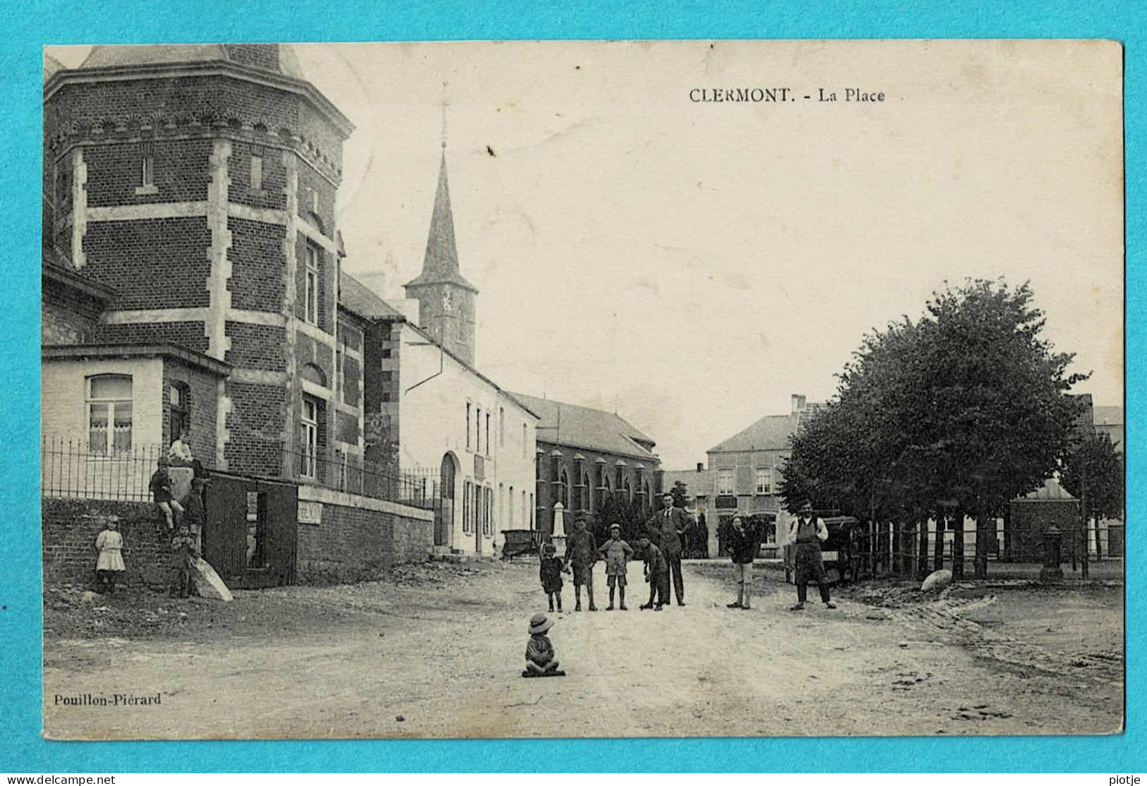 * Clermont - Walcourt (Namur - La Wallonie) * (Pouillon - Piérard) La Place, Animée, église, Unique, Old, TOP, Rare - Walcourt