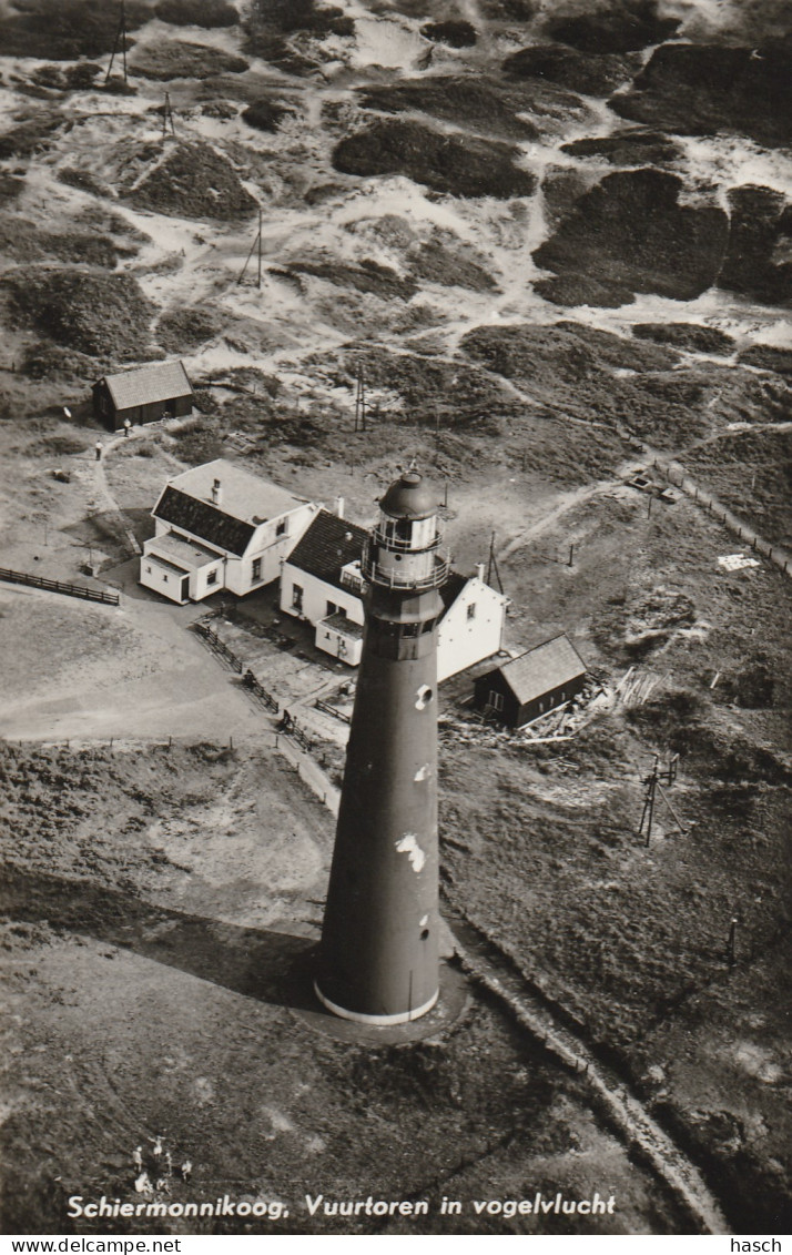 4905 134 Schiermonnikoog, Vuurtoren In Vogelvlucht. (Fotokaart.)  - Schiermonnikoog