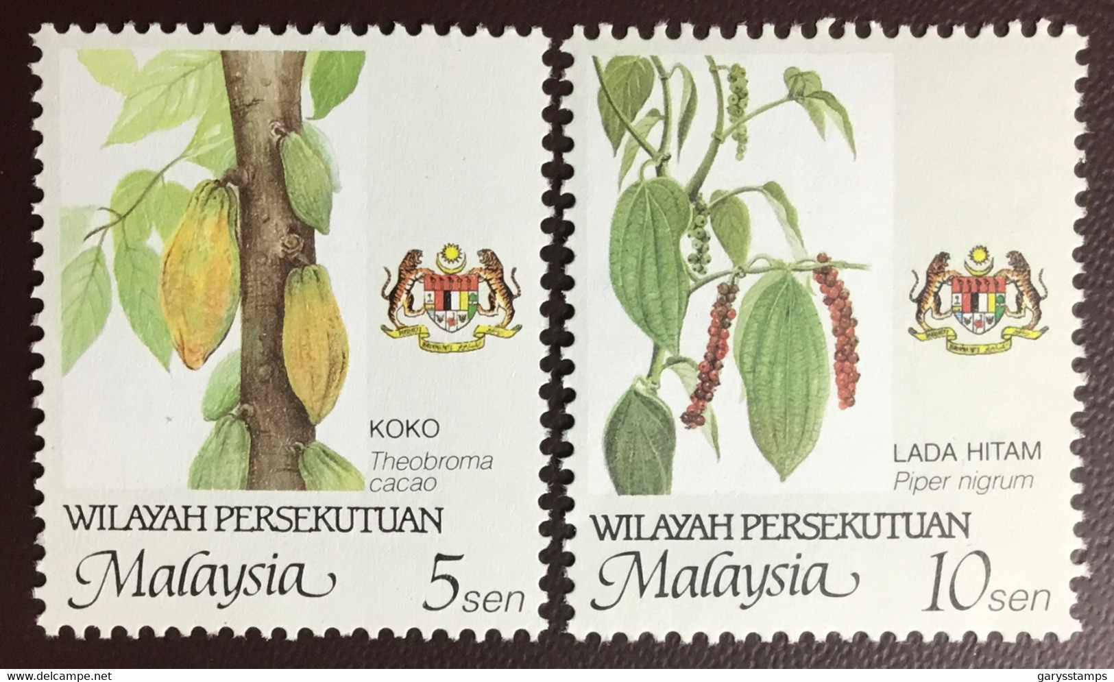 Malaysia Wilayah Psrsekutuan 2002 Agricultural Products Perf 14x13.75 MNH - Malaysia (1964-...)