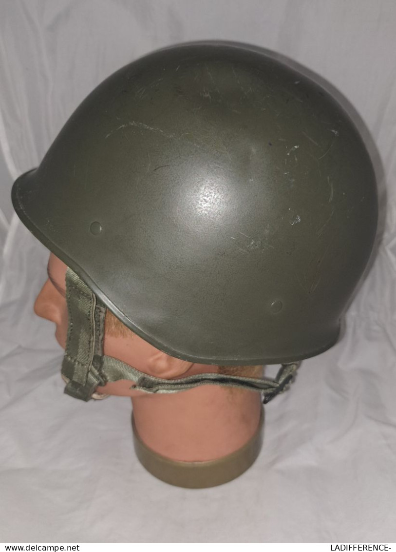 Casque F1 Armée Française D'Après Guerre - Headpieces, Headdresses