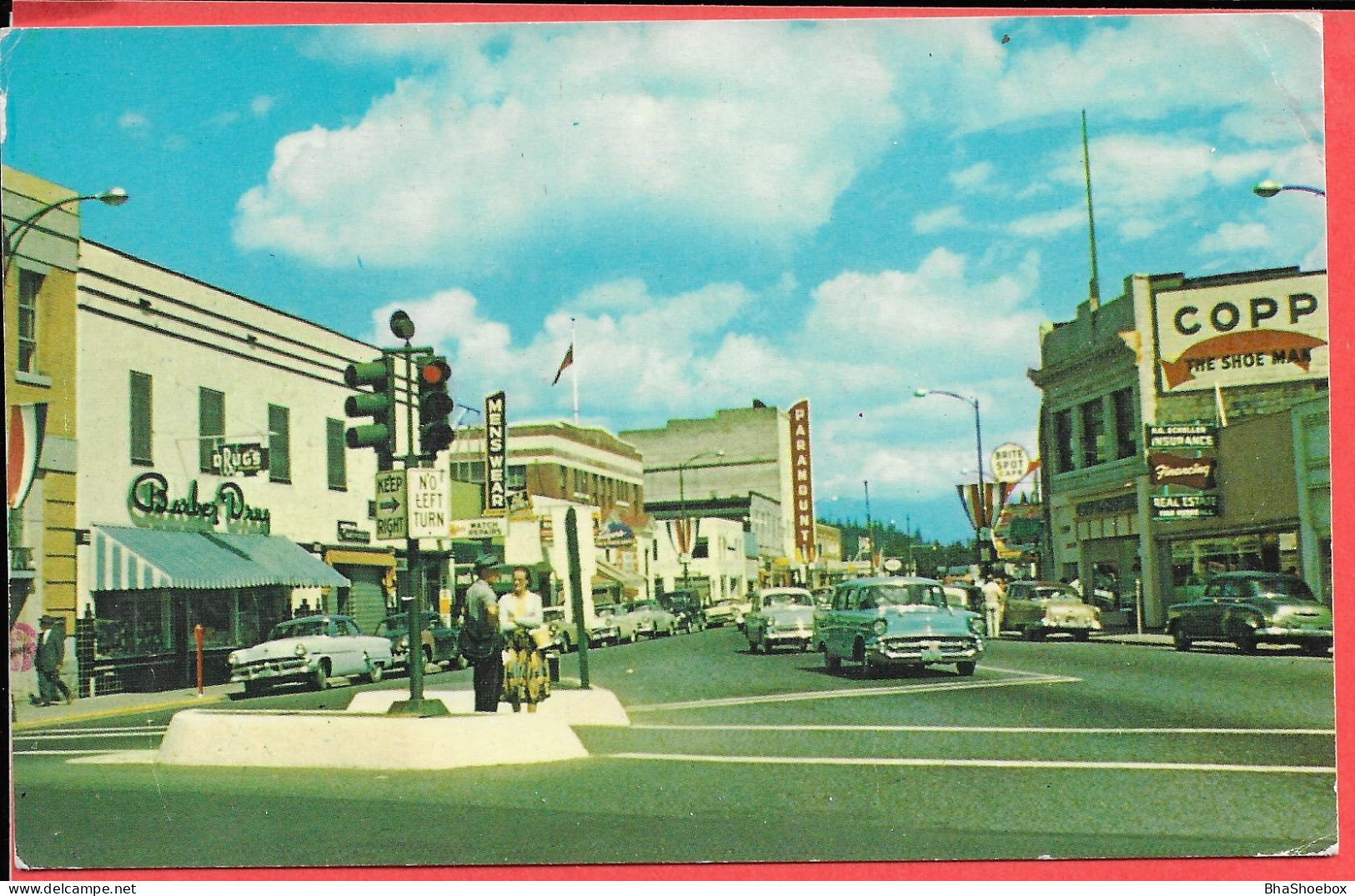 Carte Postale Couleur écrite, Chilliwack, Autos Américaines, Chevrolet 1957, Ford 1954, Dodge, Chrysler, Mercury, Nash.. - Vancouver