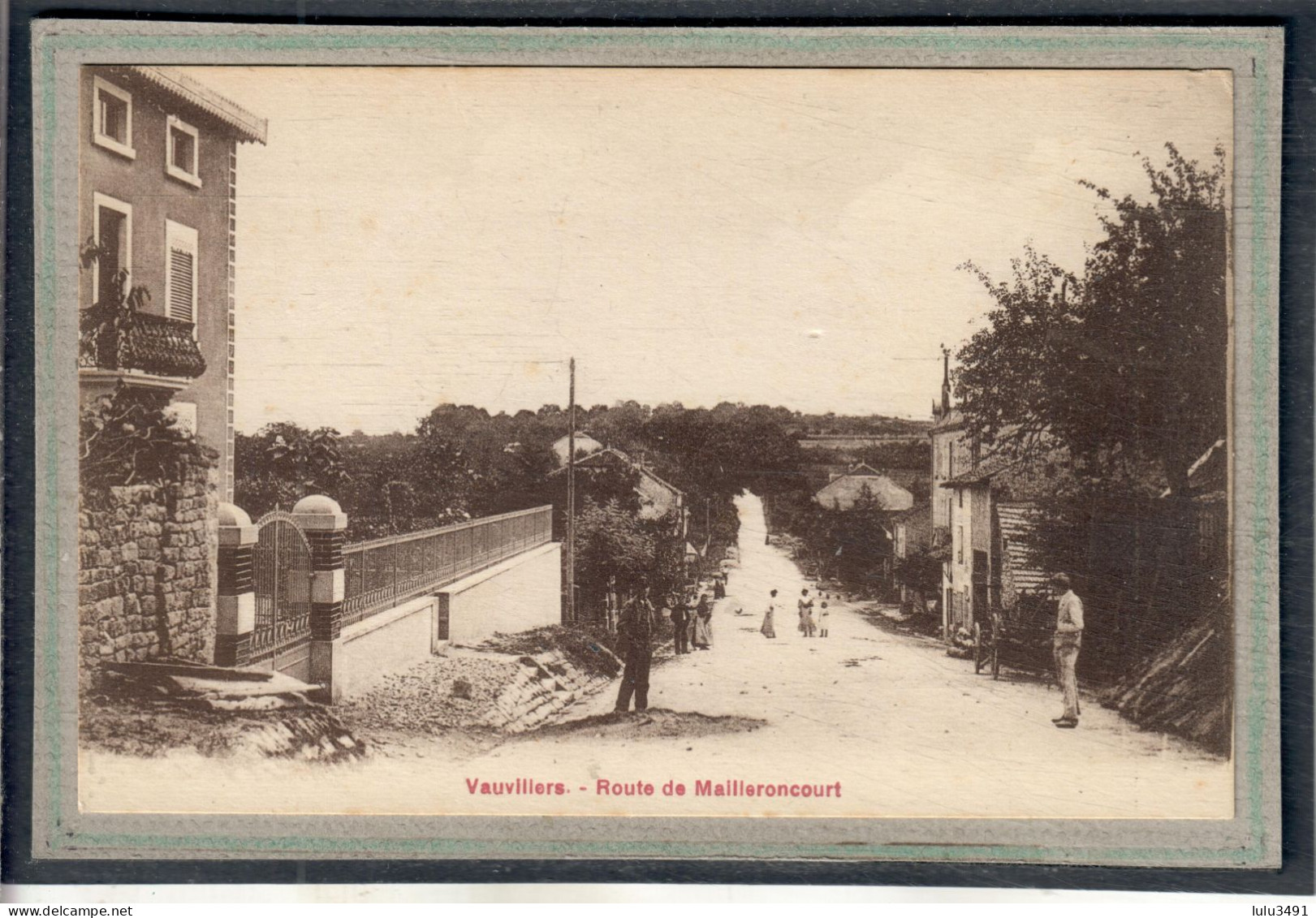 CPA - VAUVILLERS (70) - Aspect De La Route De Mailleroncourt Dans Les Années 20 - Vauvillers