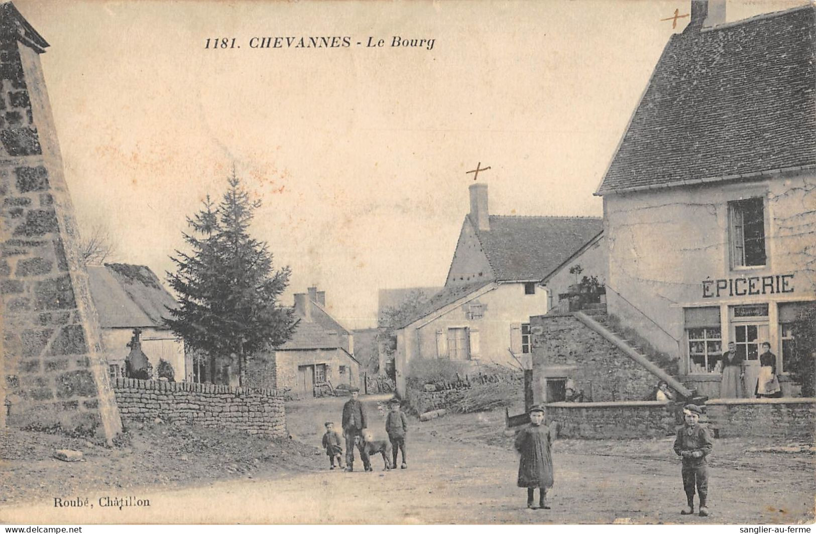 CPA 58 CHEVANNES CHANGY / LE BOURG - Other & Unclassified