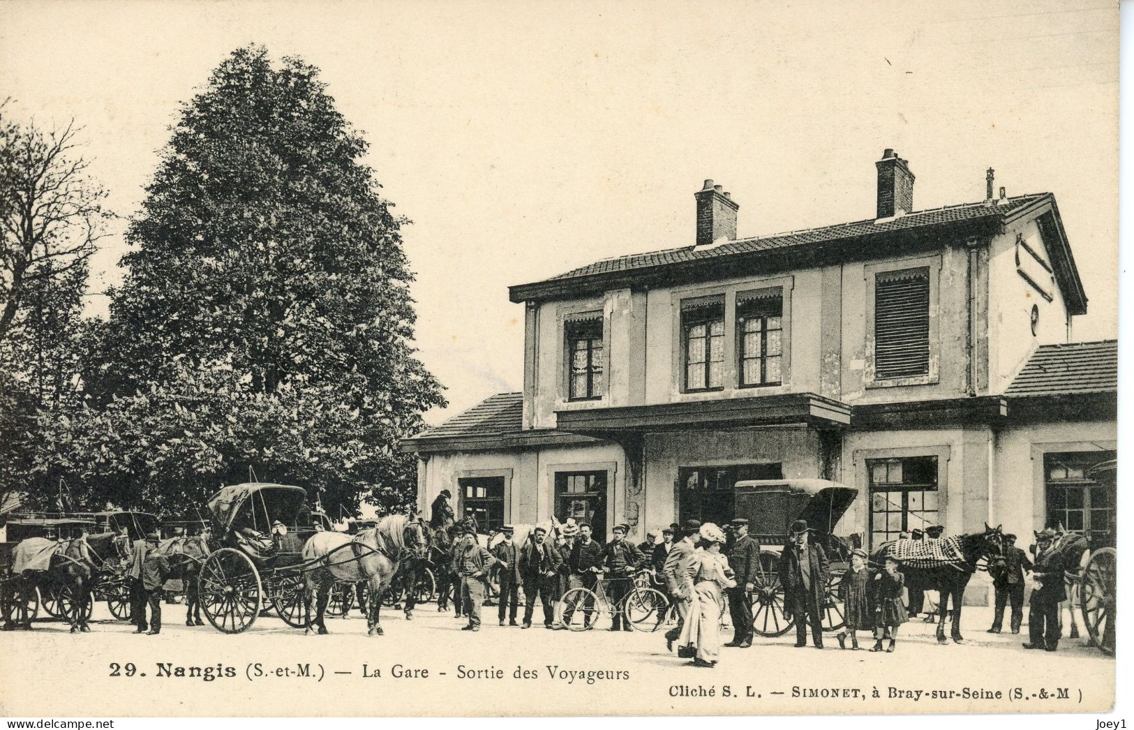 CPA Nangis La Gare Sortie Des Voyageurs - Nangis