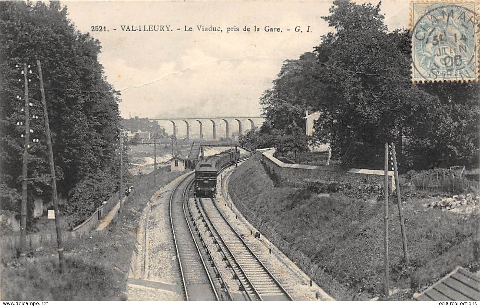 Meudon         92           Val Fleury .  Le Viaduc Près De La Gare. Train     (voir Scan) - Meudon