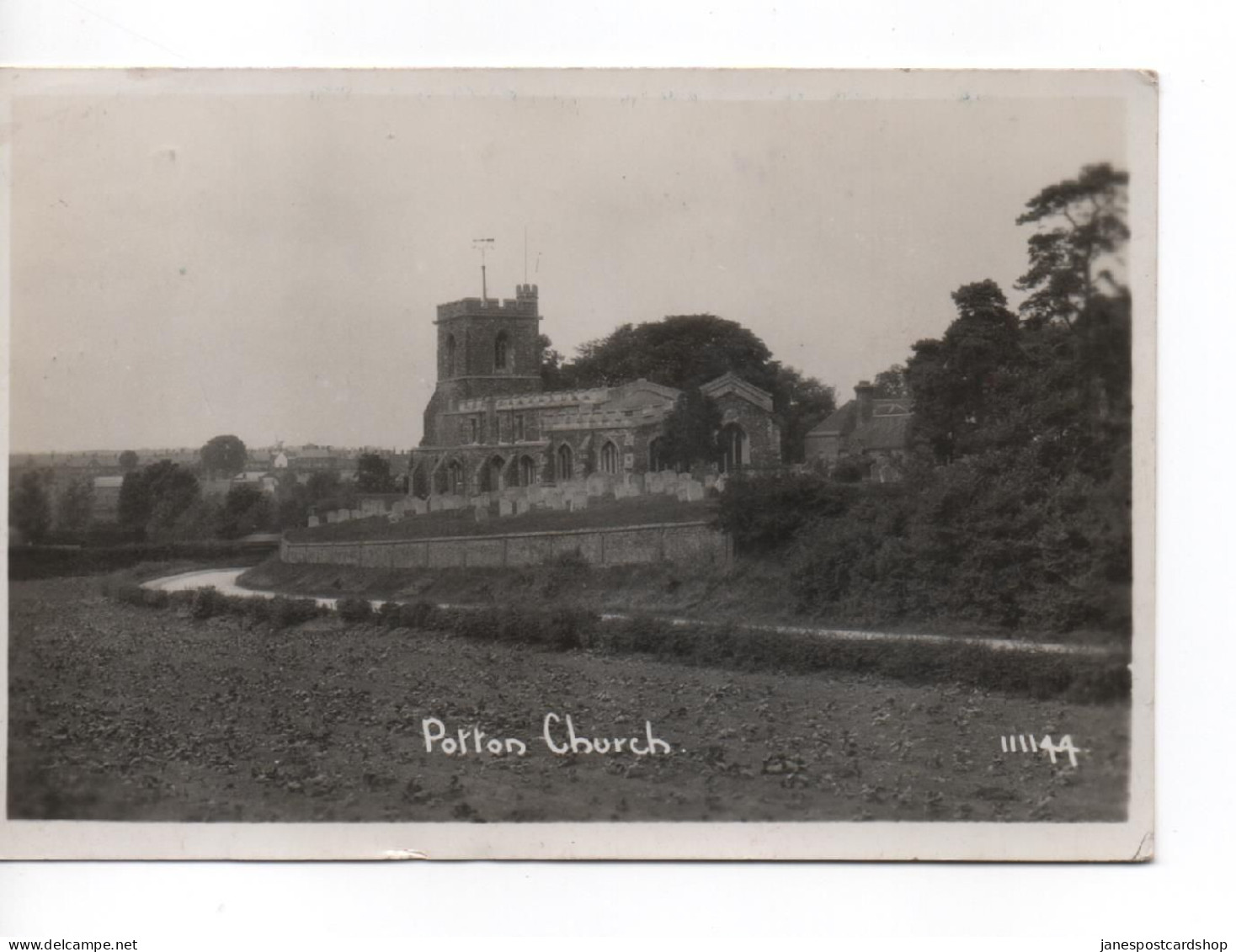 REAL PHOTOGRAPHIC POSTCARD - POTTON CHURCH - POTTON NEAR BEDFORDSHIRE WITH GOOD POTTON POSTMARK - Altri & Non Classificati