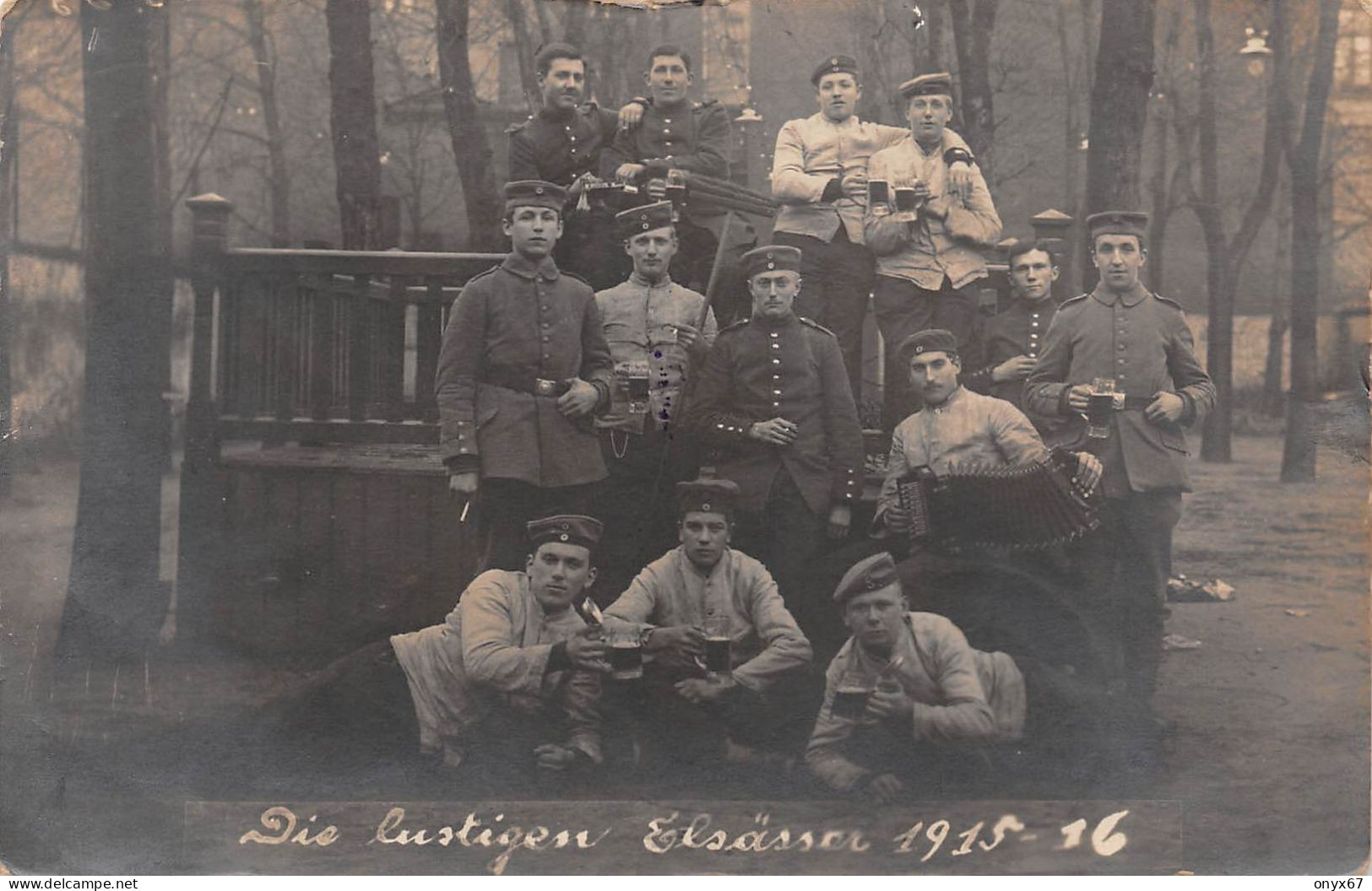 Carte Photo Militaire Allemand SAARBRUCKEN-Saar-Allemagne-Soldaten Infanterie Regiment 70-Krieg-Lustigen Elsässer 1915-6 - Saarbrücken