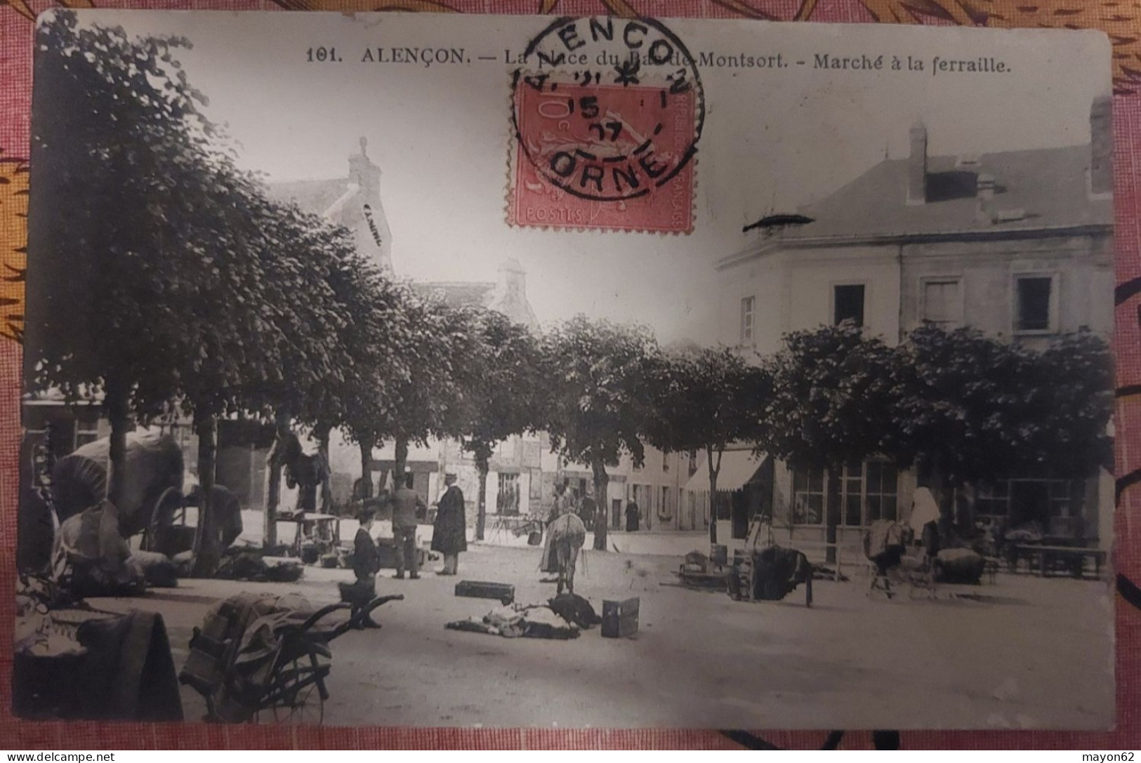 ALENCON 61 - RARE - MARCHE A LA FERRAILLE PLACE DU BAS DE MONTSORT - TRES BELLE ANIMATION - Alencon